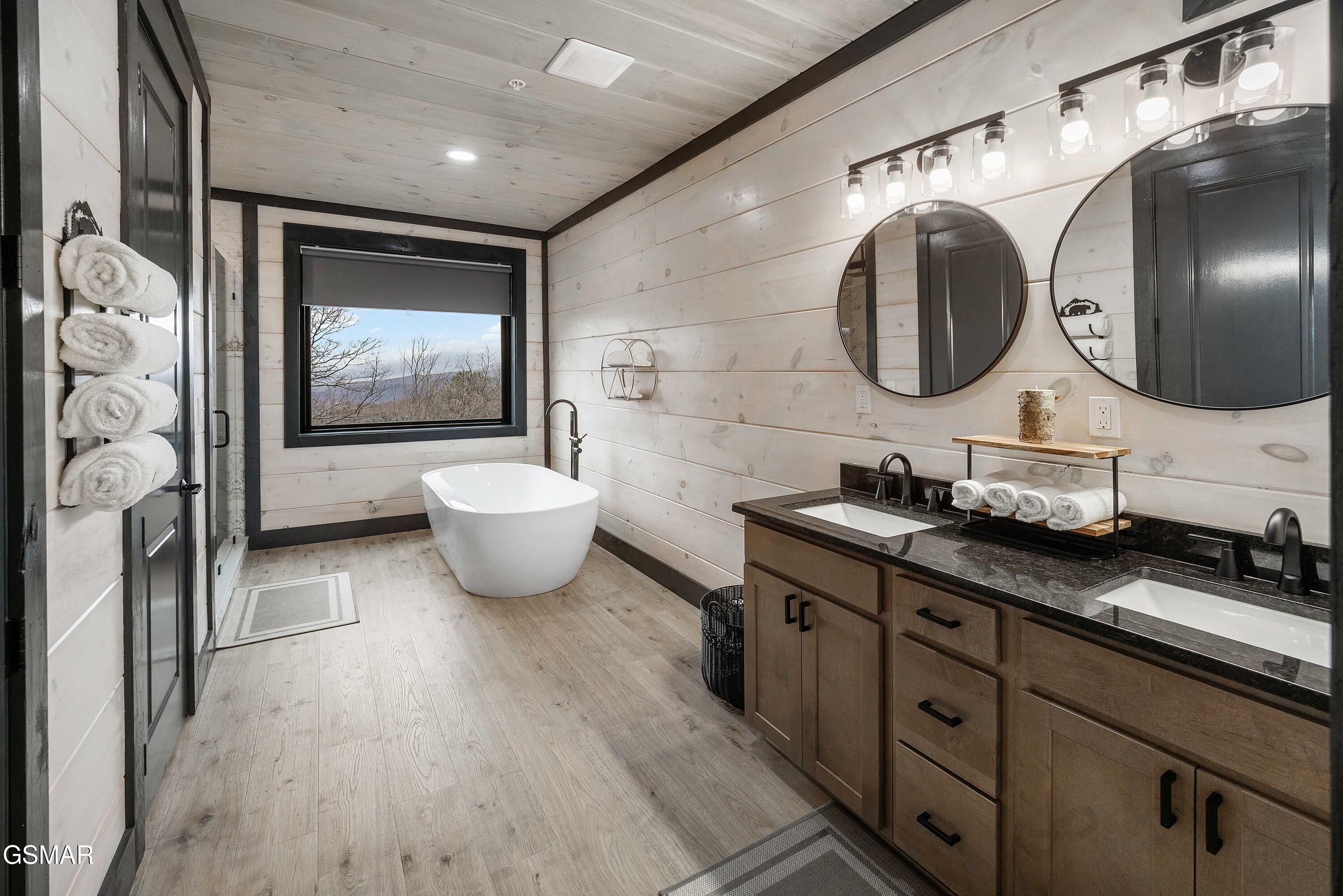 1253 Bavarian Way Gatlinburg TN 37738