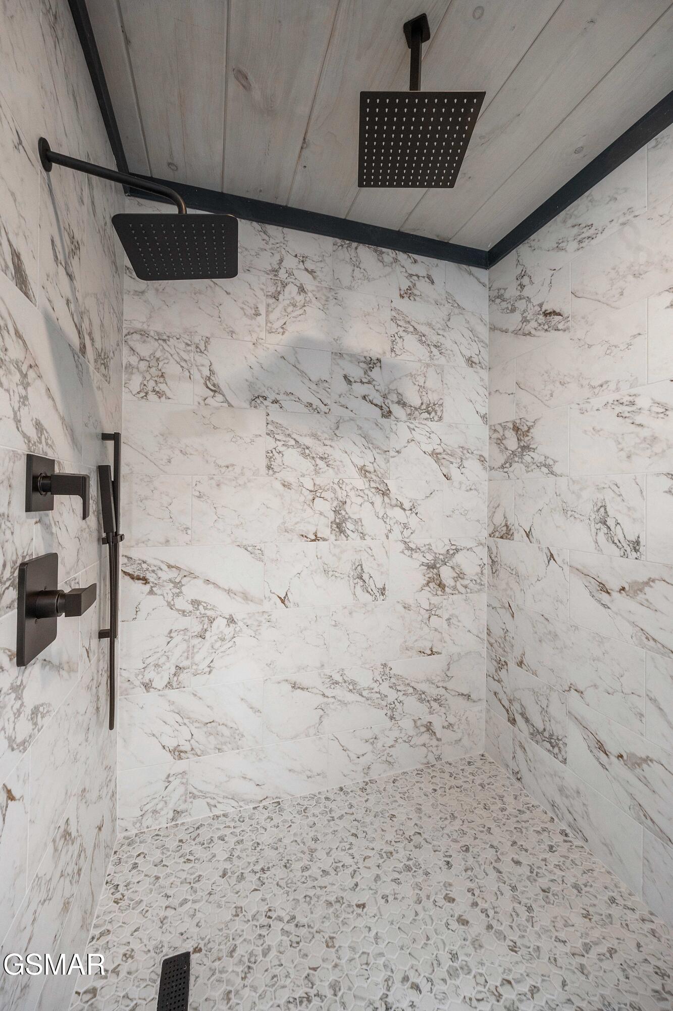 1253 Bavarian Way Gatlinburg TN 37738