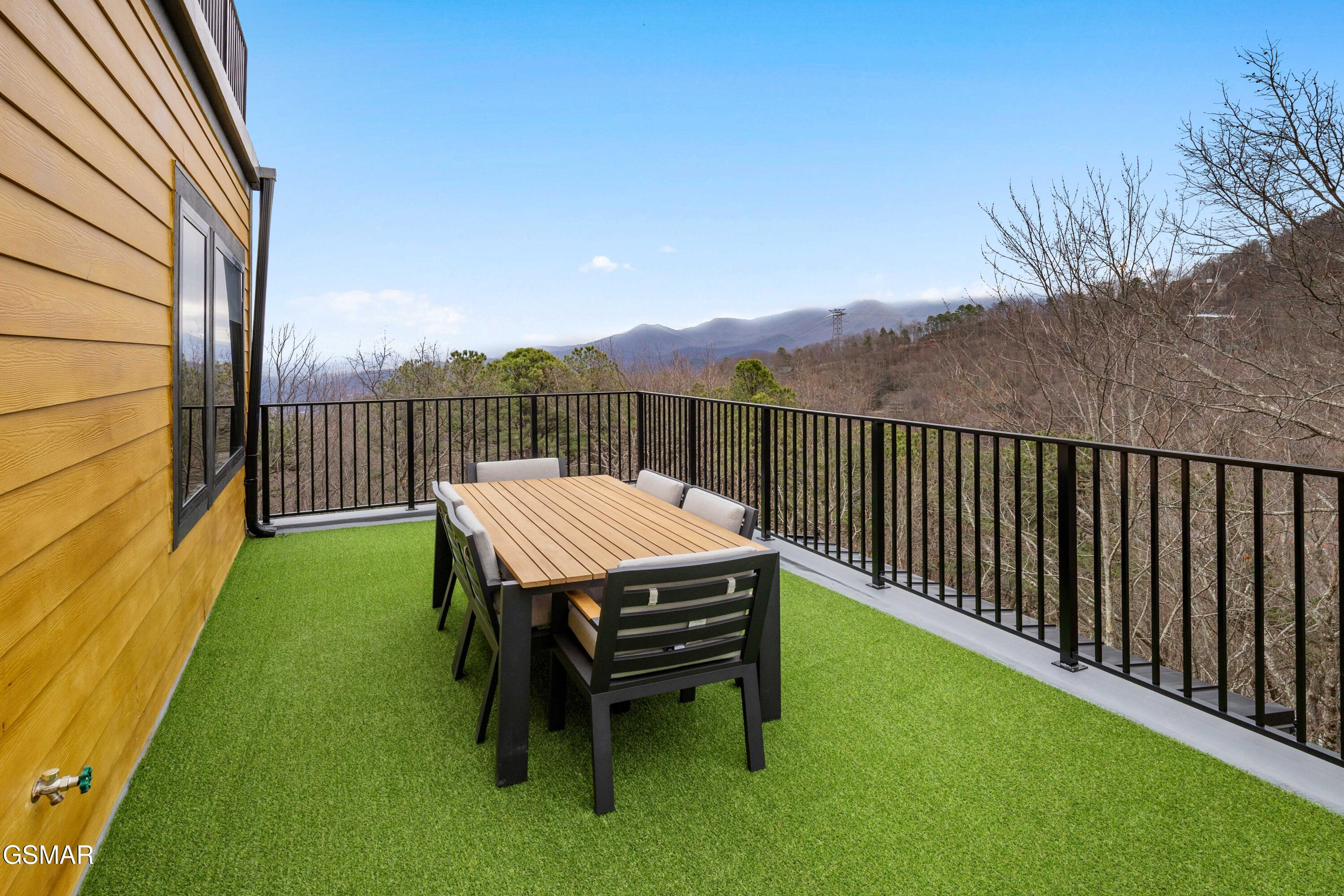 1253 Bavarian Way Gatlinburg TN 37738