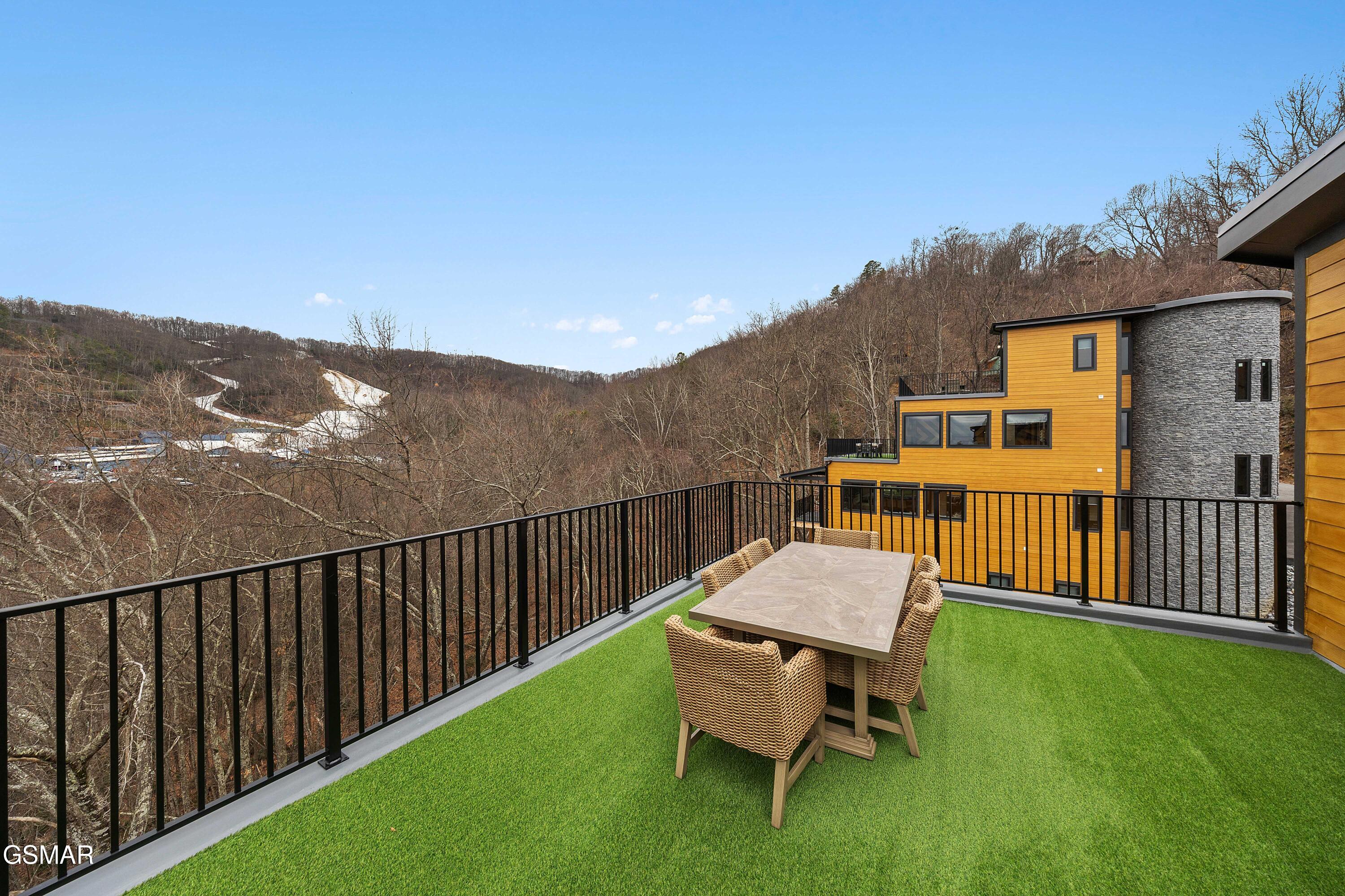 1253 Bavarian Way Gatlinburg TN 37738