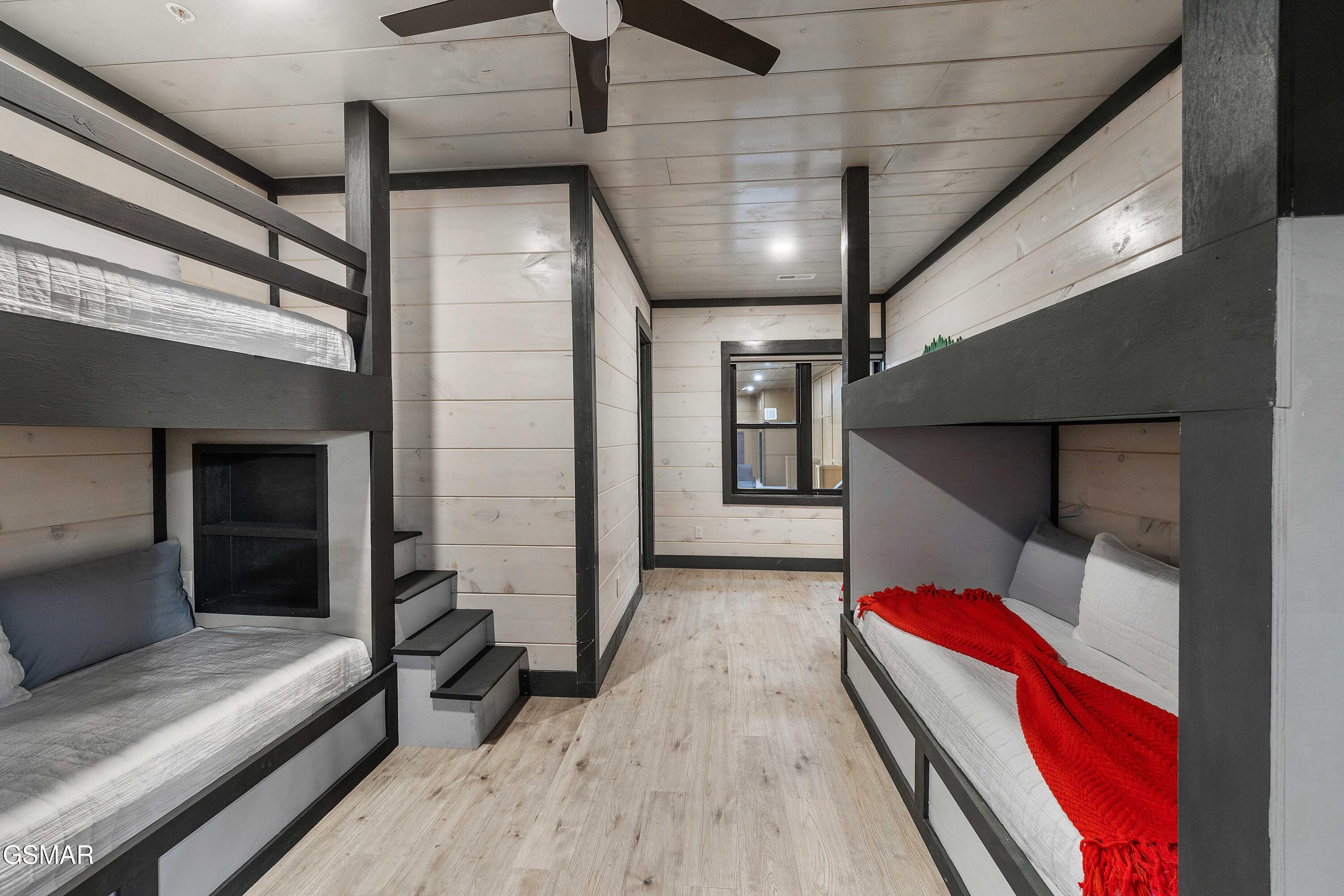 1253 Bavarian Way Gatlinburg TN 37738