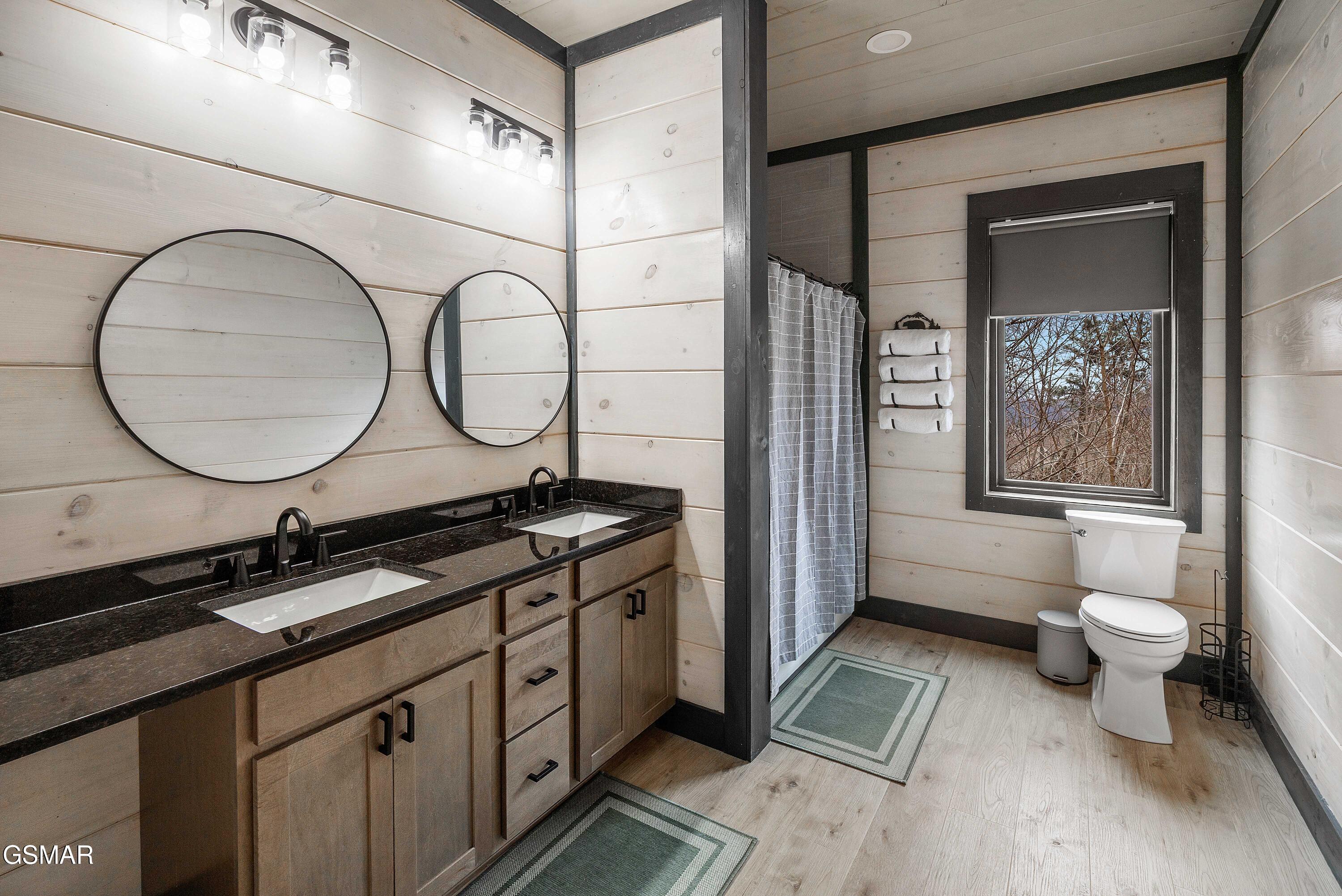 1253 Bavarian Way Gatlinburg TN 37738