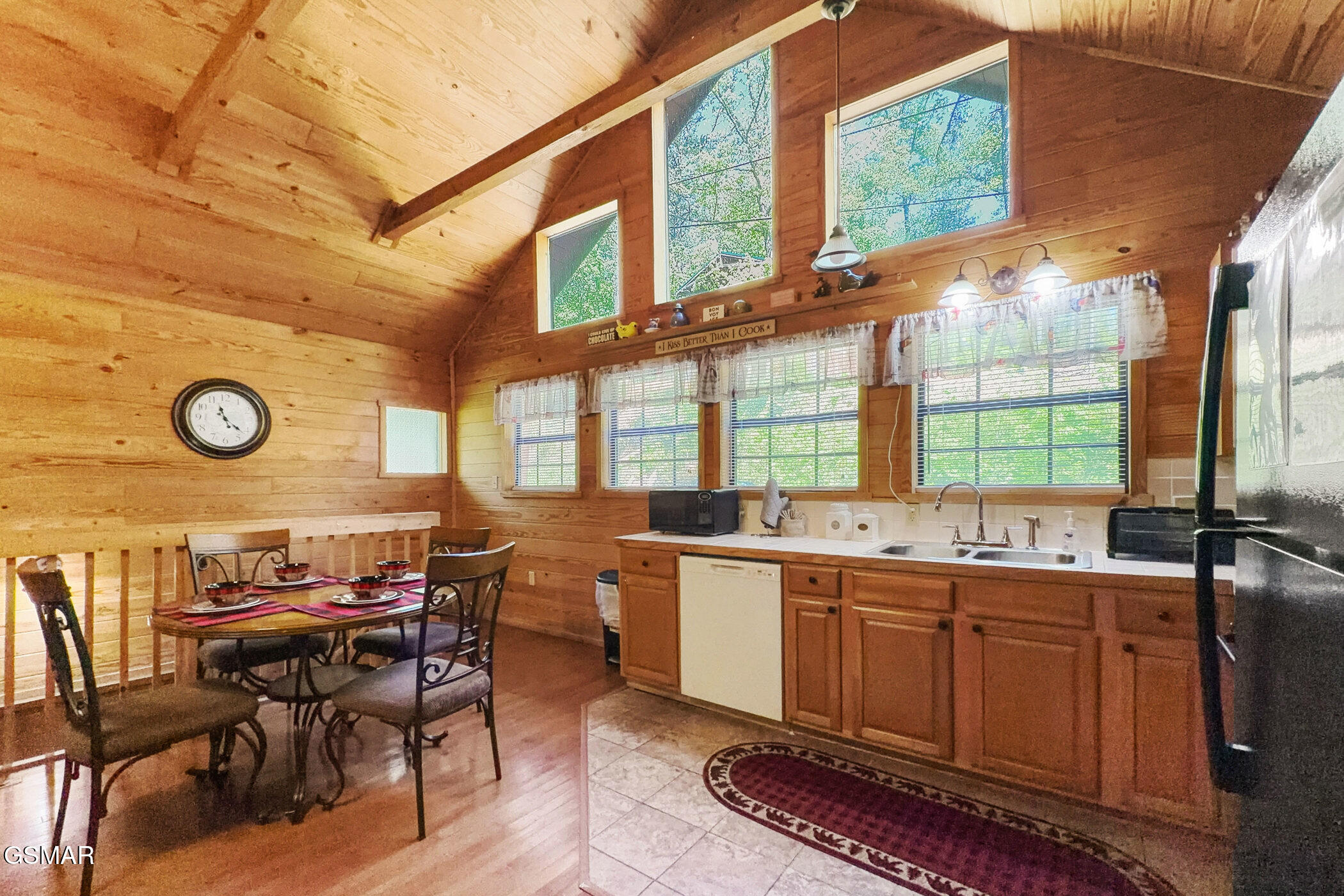 1607 S Mountain View Road Sevierville TN 37876
