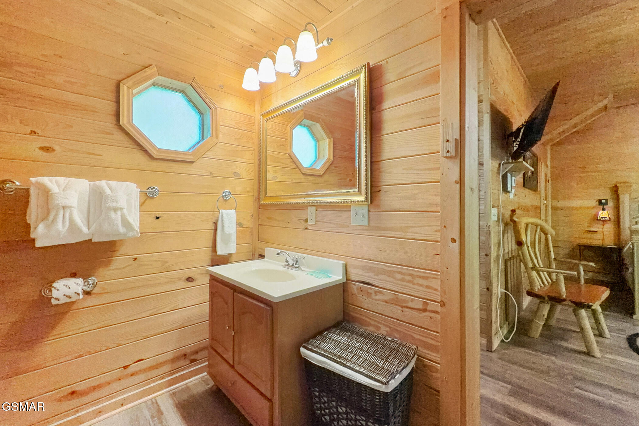 1607 S Mountain View Road Sevierville TN 37876