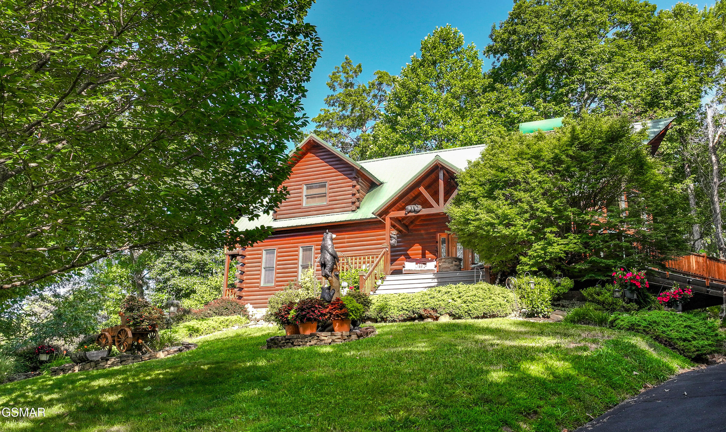 3341 Sugar Maple Loop Road Sevierville TN 37862