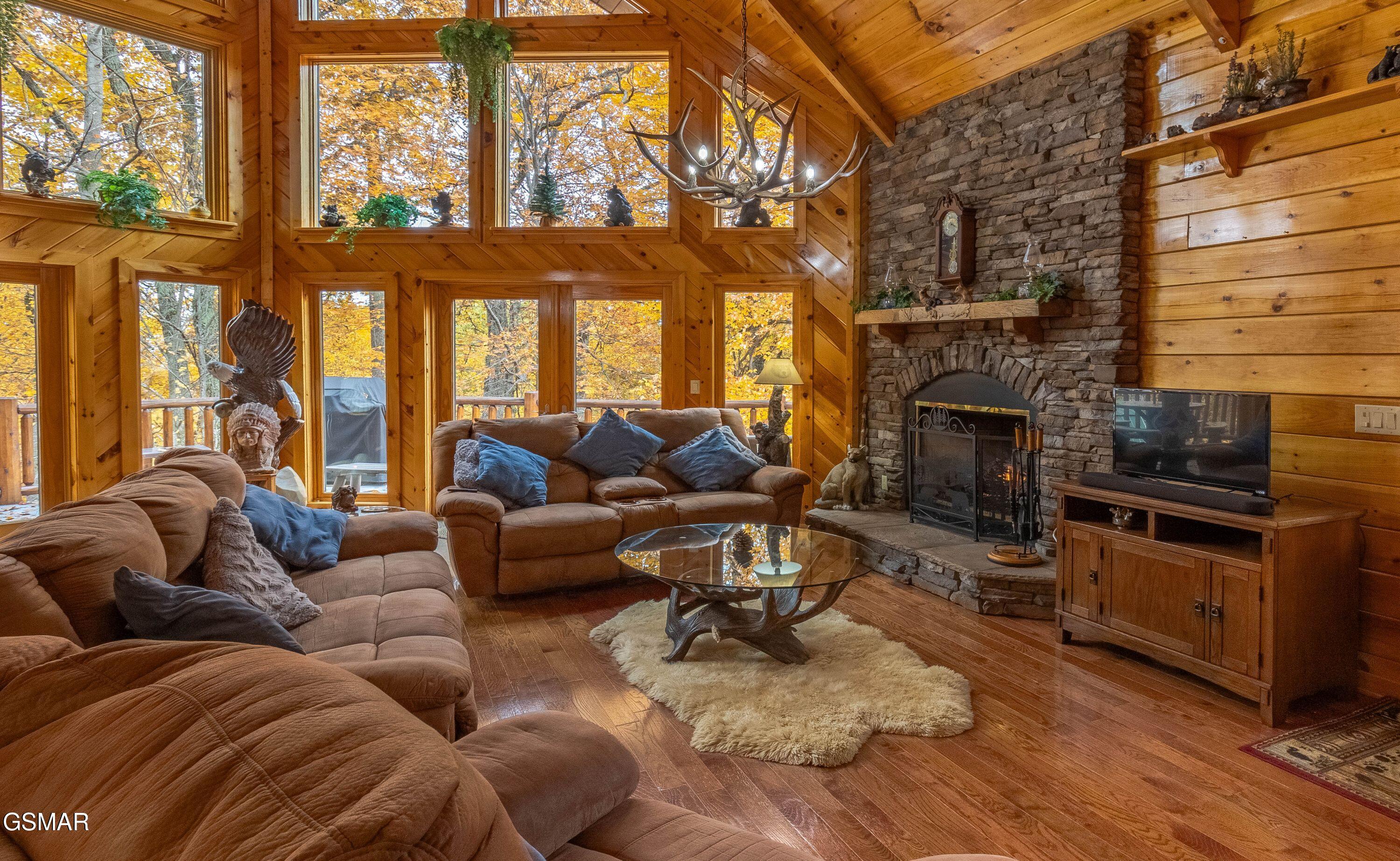 3341 Sugar Maple Loop Road Sevierville TN 37862