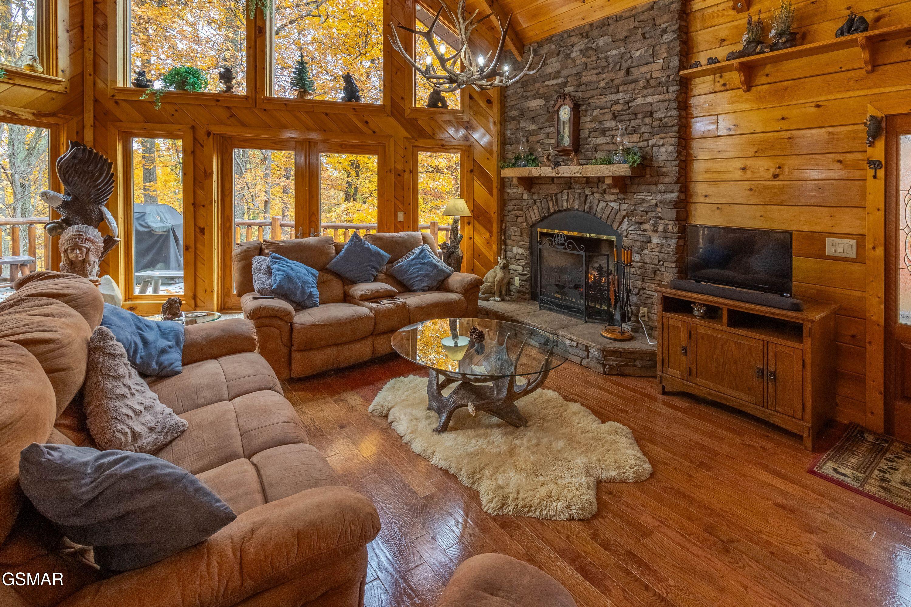 3341 Sugar Maple Loop Road Sevierville TN 37862