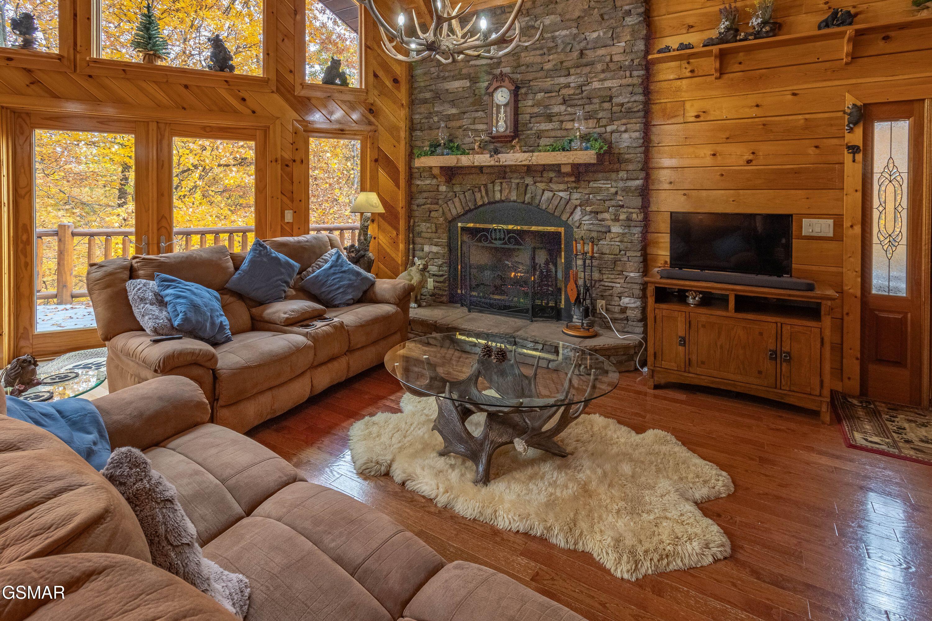 3341 Sugar Maple Loop Road Sevierville TN 37862