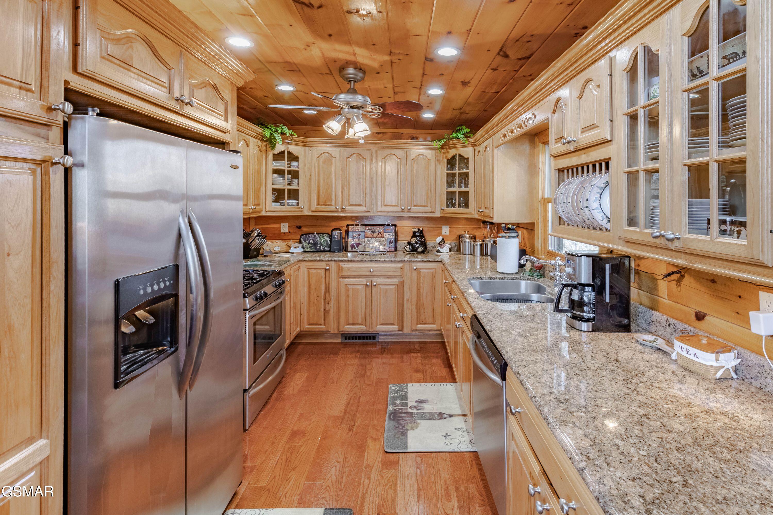 3341 Sugar Maple Loop Road Sevierville TN 37862