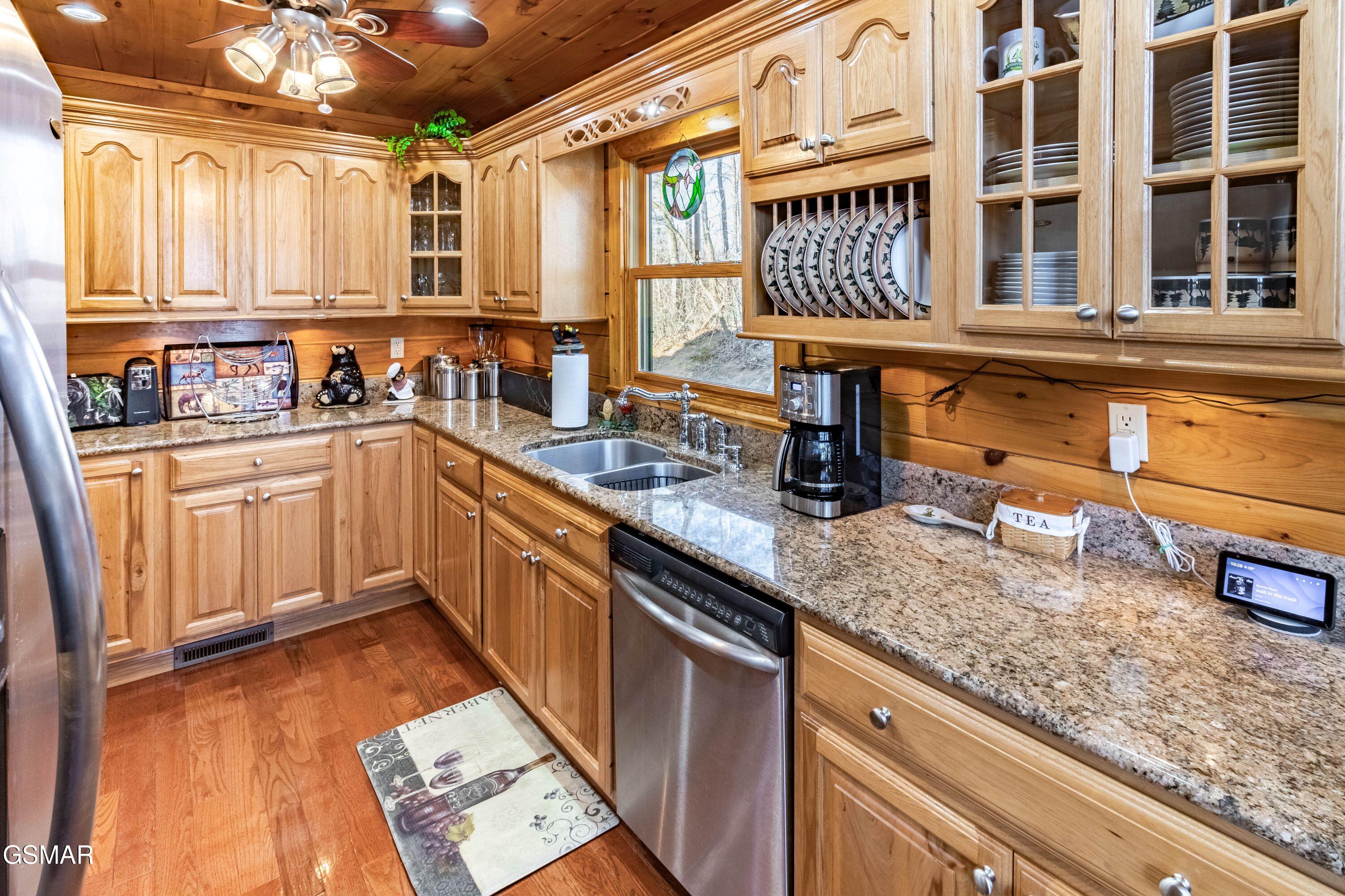 3341 Sugar Maple Loop Road Sevierville TN 37862