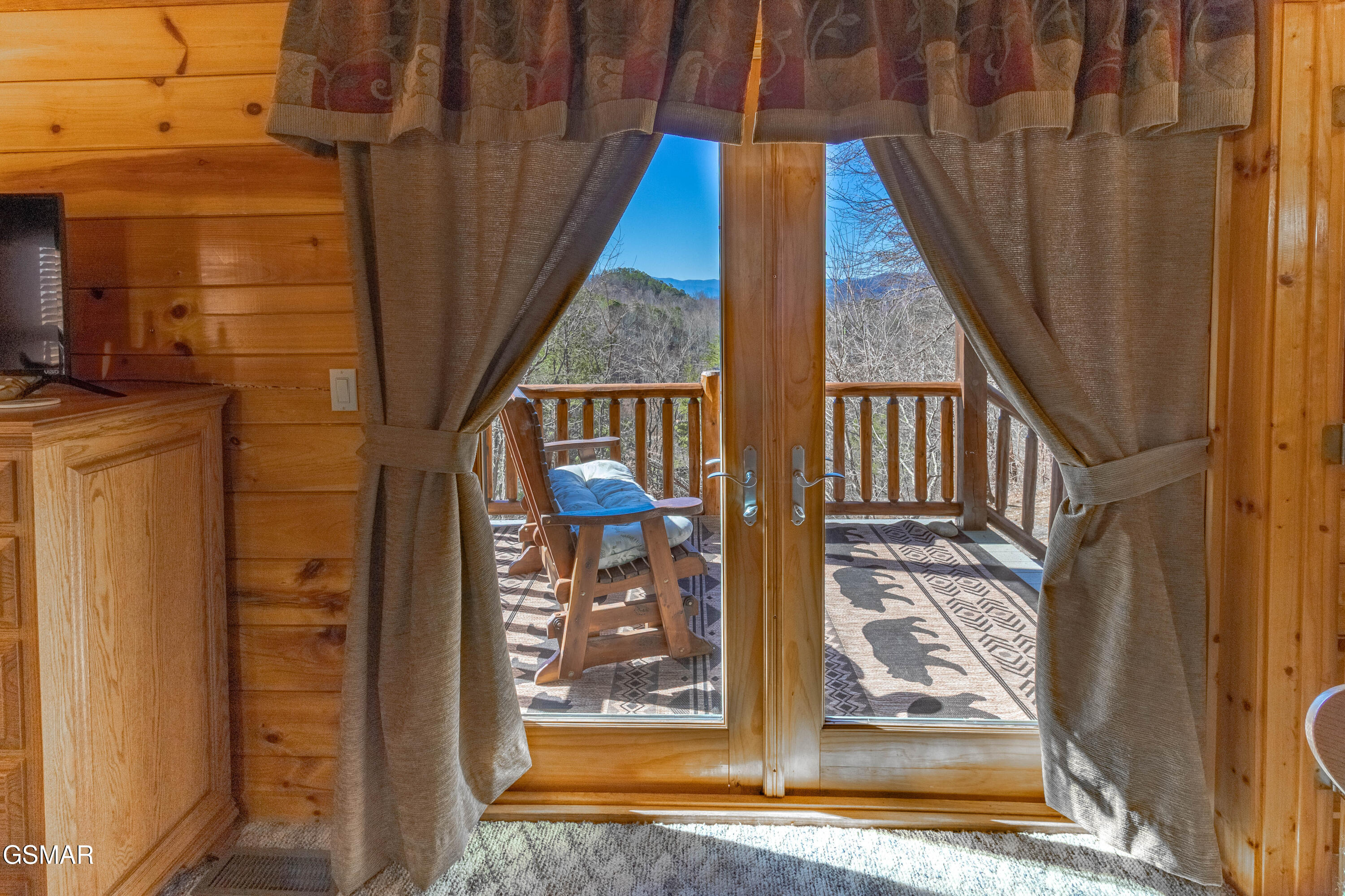 3341 Sugar Maple Loop Road Sevierville TN 37862