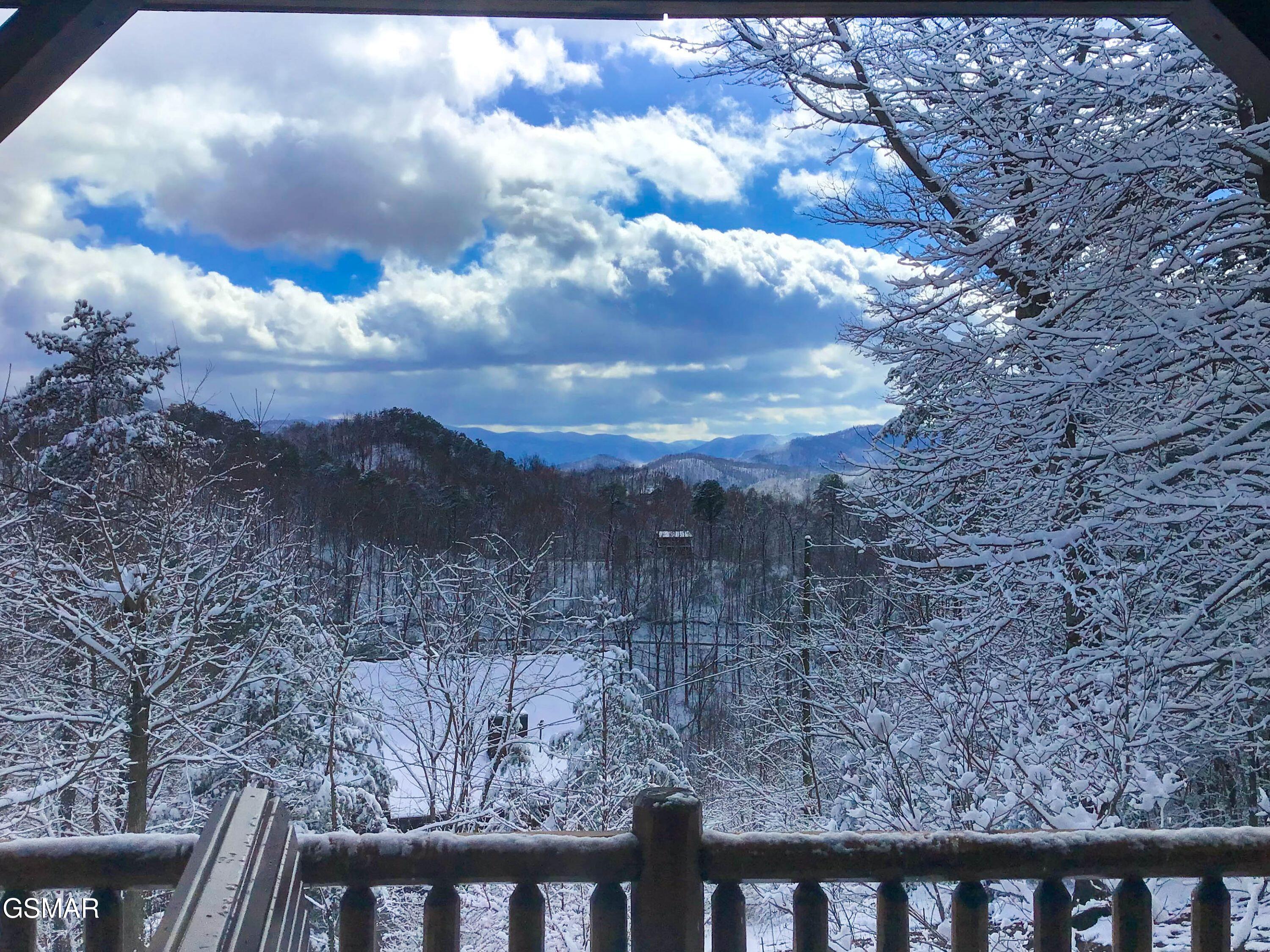 3341 Sugar Maple Loop Road Sevierville TN 37862