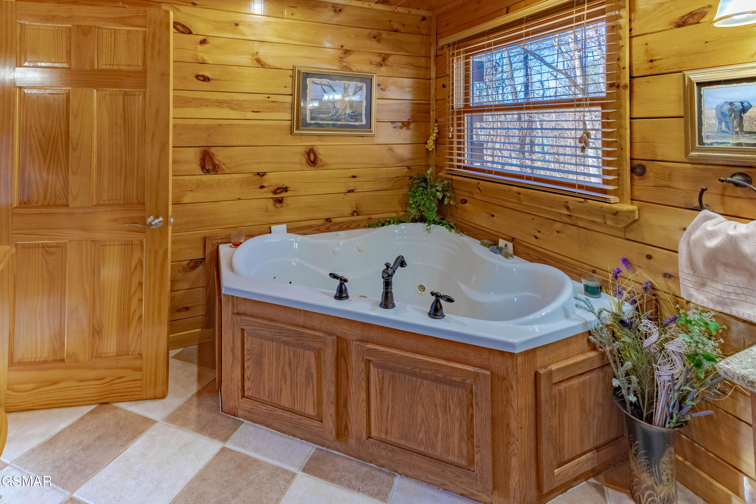 3341 Sugar Maple Loop Road Sevierville TN 37862