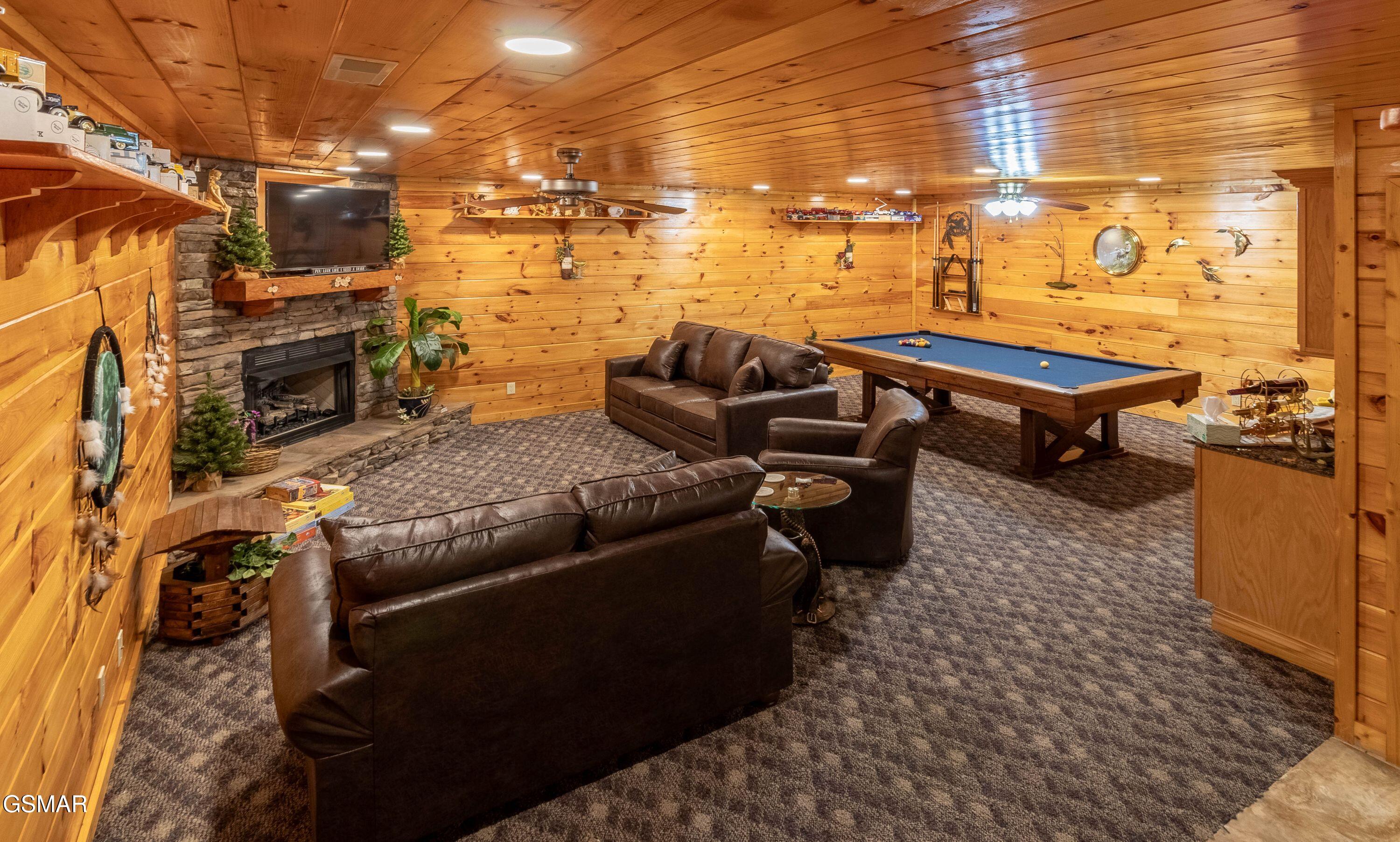 3341 Sugar Maple Loop Road Sevierville TN 37862