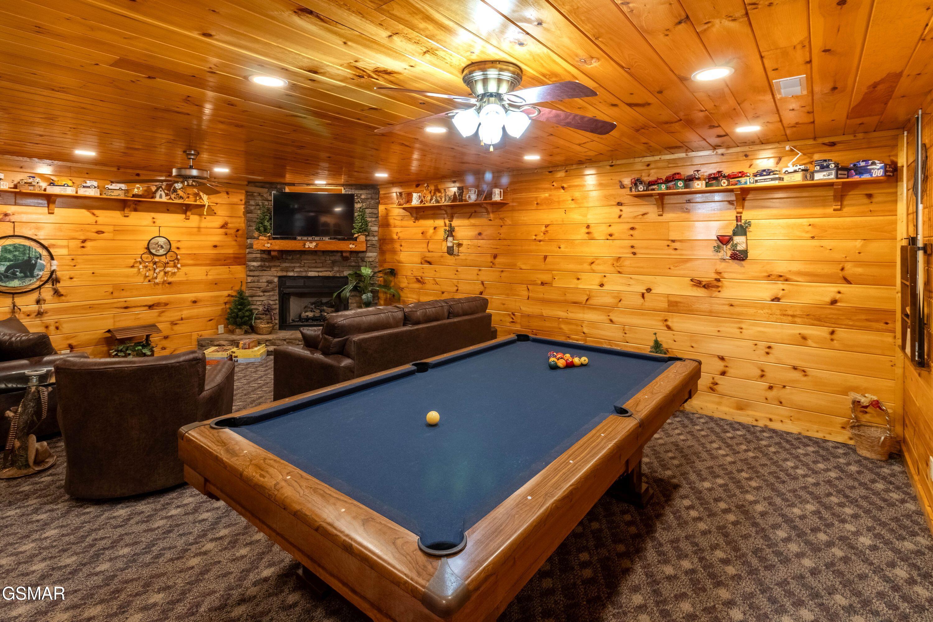 3341 Sugar Maple Loop Road Sevierville TN 37862