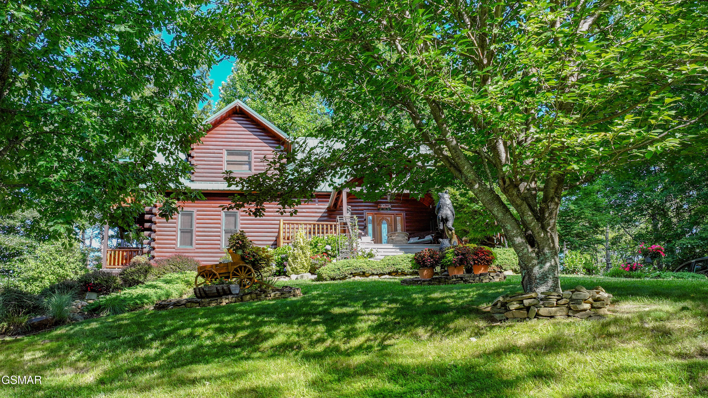 3341 Sugar Maple Loop Road Sevierville TN 37862