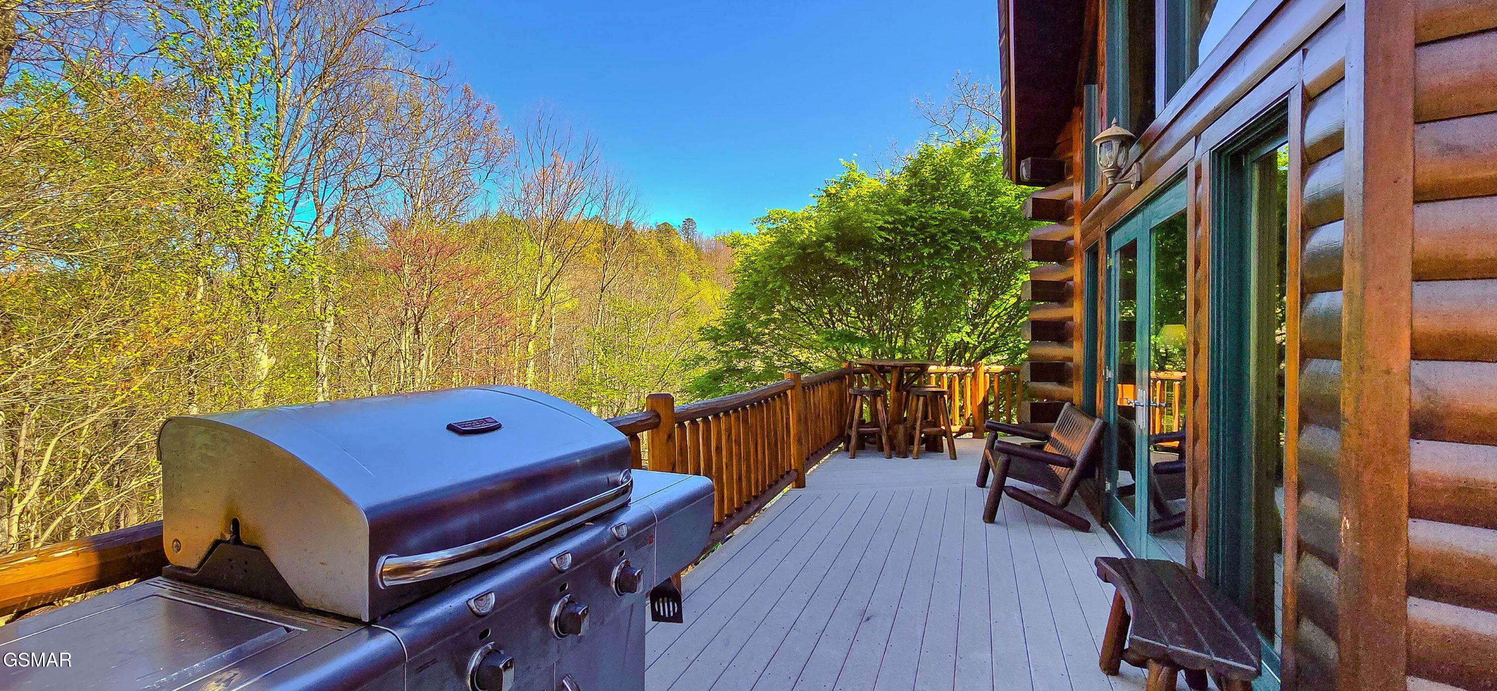 3341 Sugar Maple Loop Road Sevierville TN 37862