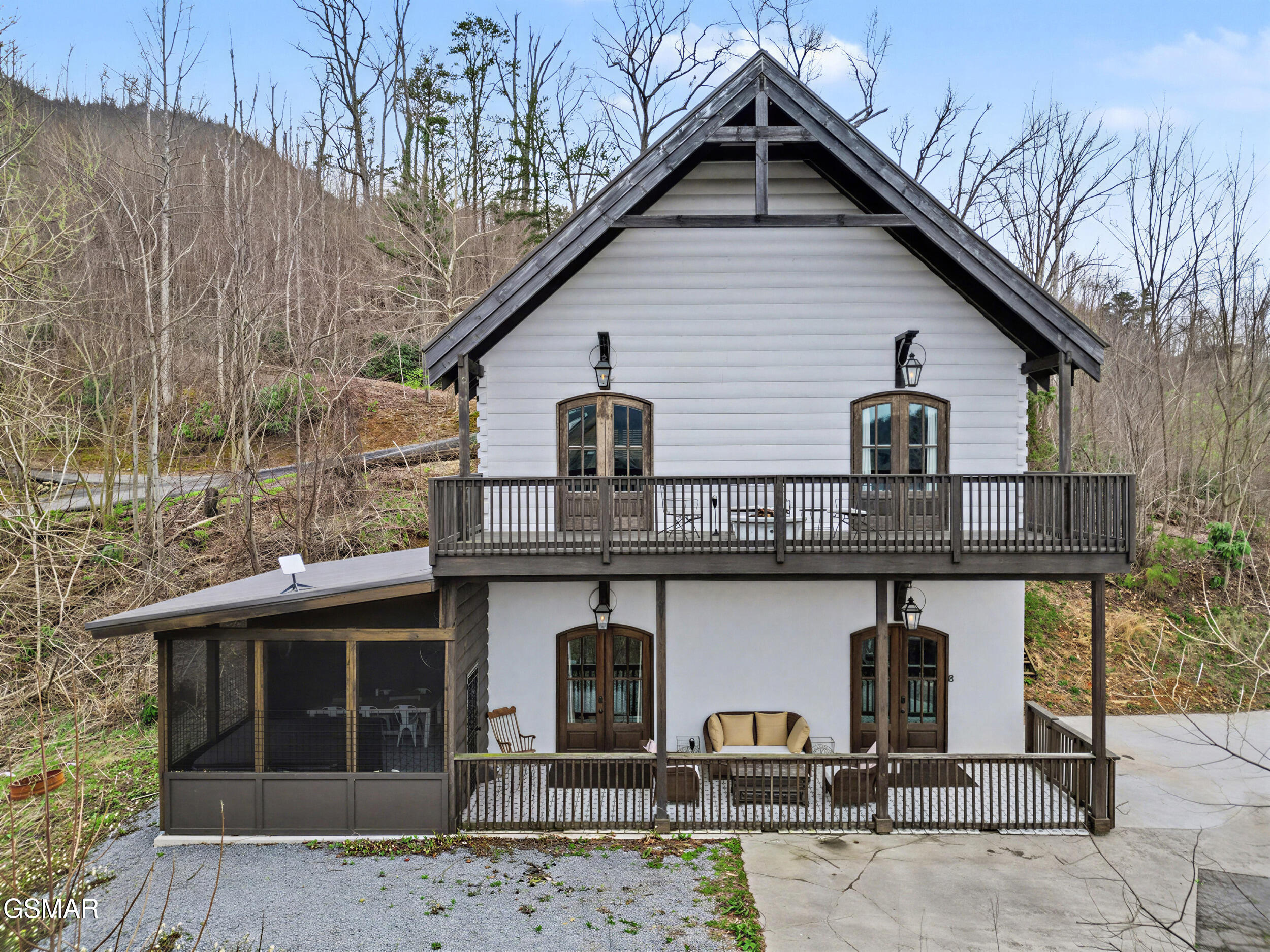 225 Chimney Tops Way Gatlinburg TN 37738