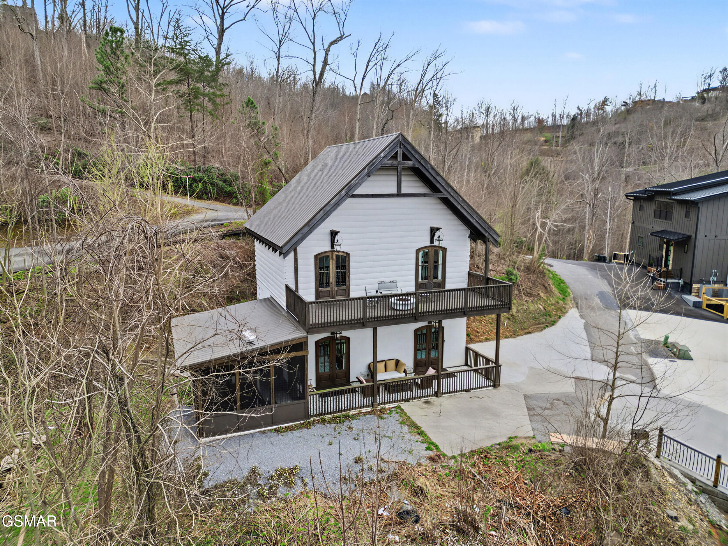 225 Chimney Tops Way Gatlinburg TN 37738