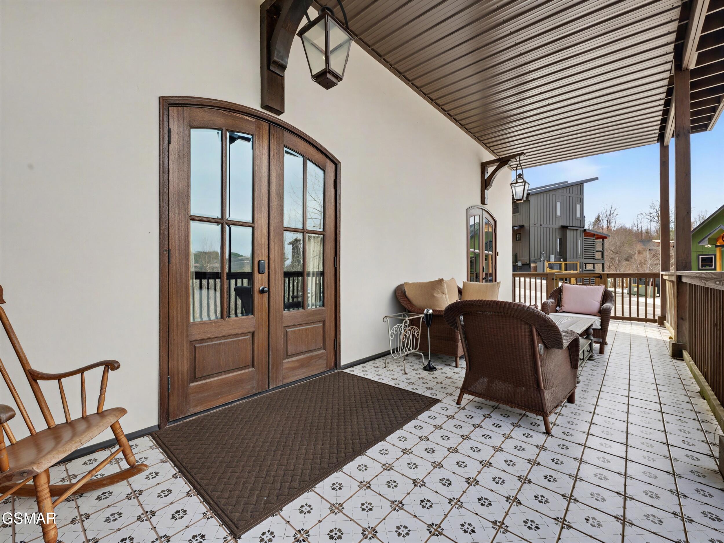 225 Chimney Tops Way Gatlinburg TN 37738