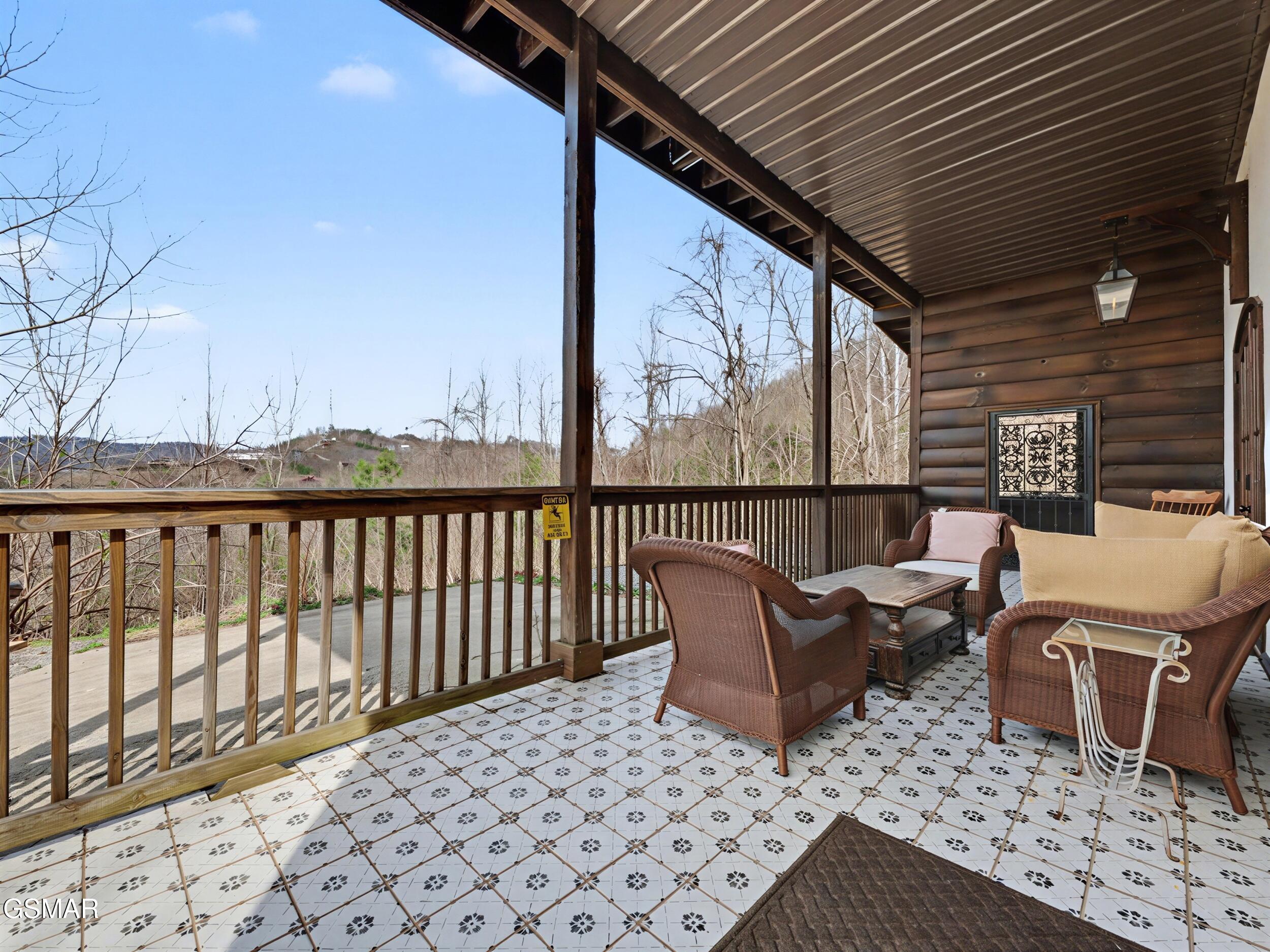 225 Chimney Tops Way Gatlinburg TN 37738