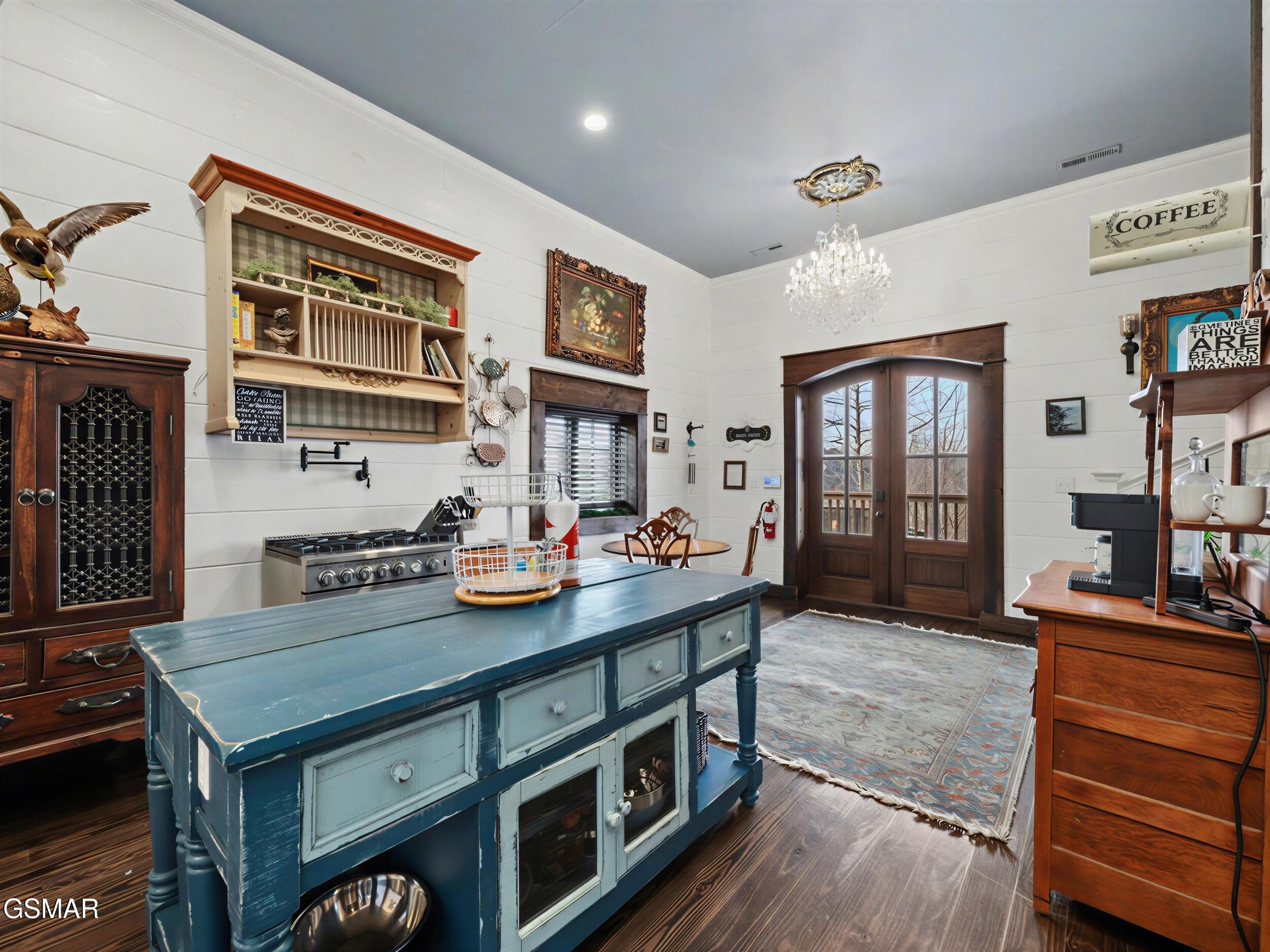225 Chimney Tops Way Gatlinburg TN 37738