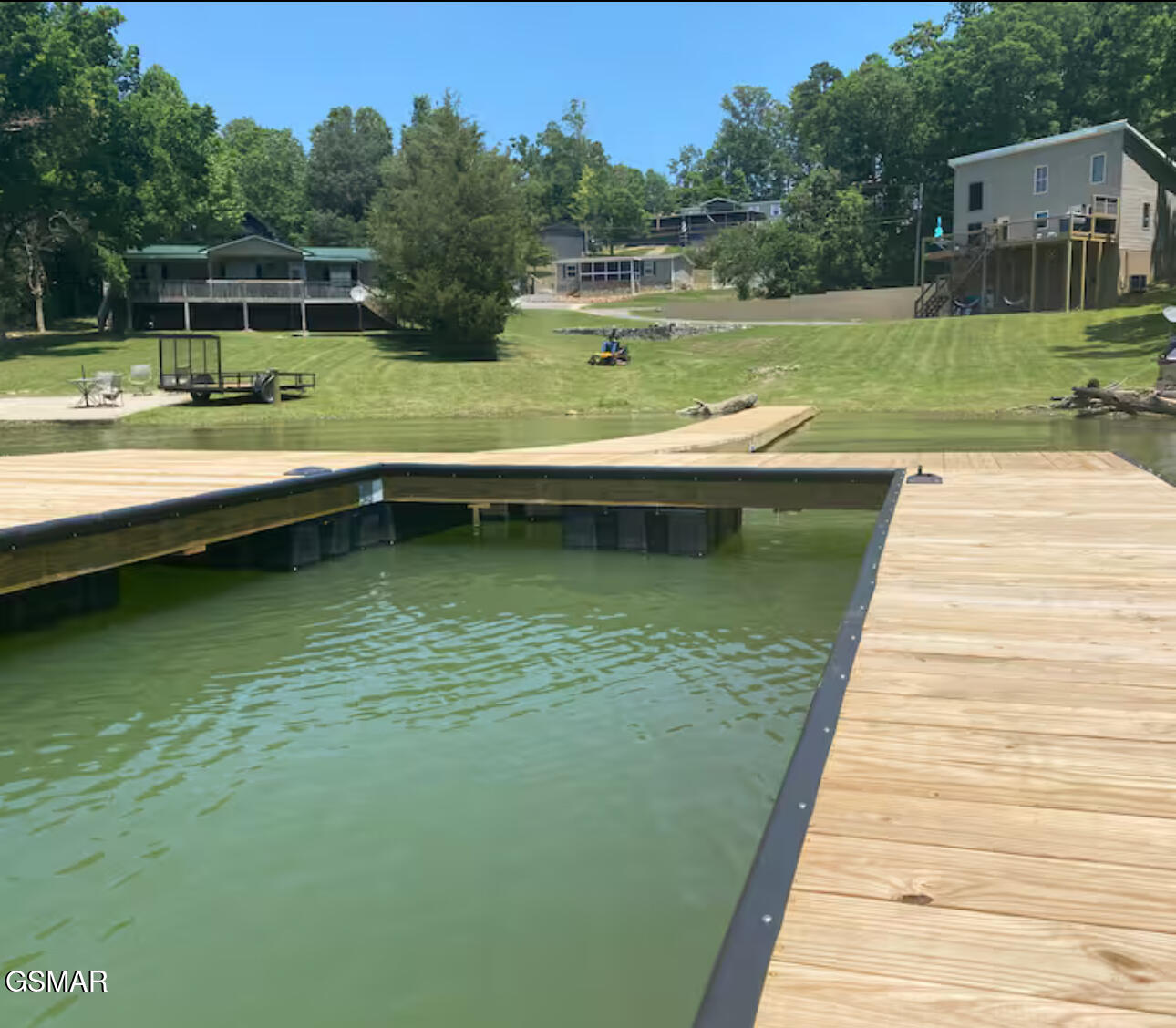 1448 Dover Lane Dandridge TN 37725