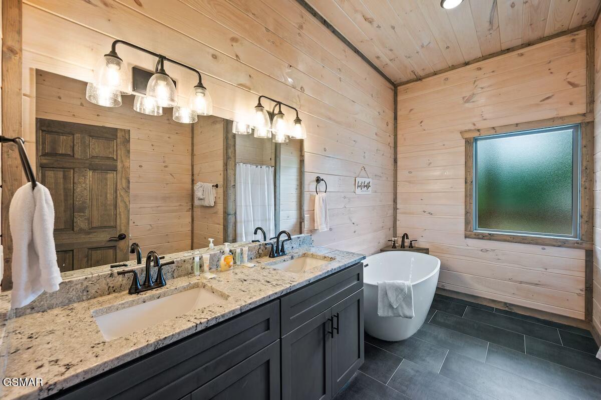450 Winfield Heights Road Gatlinburg TN 37738
