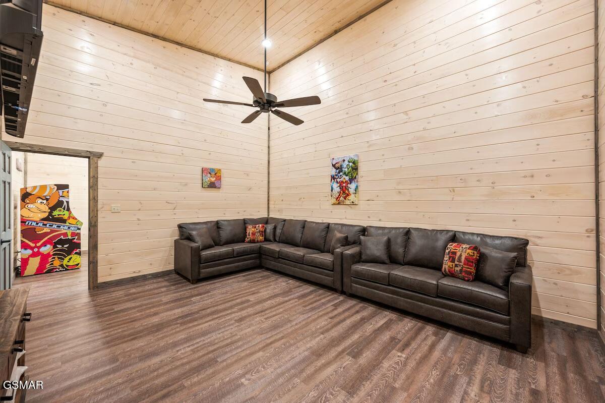 450 Winfield Heights Road Gatlinburg TN 37738