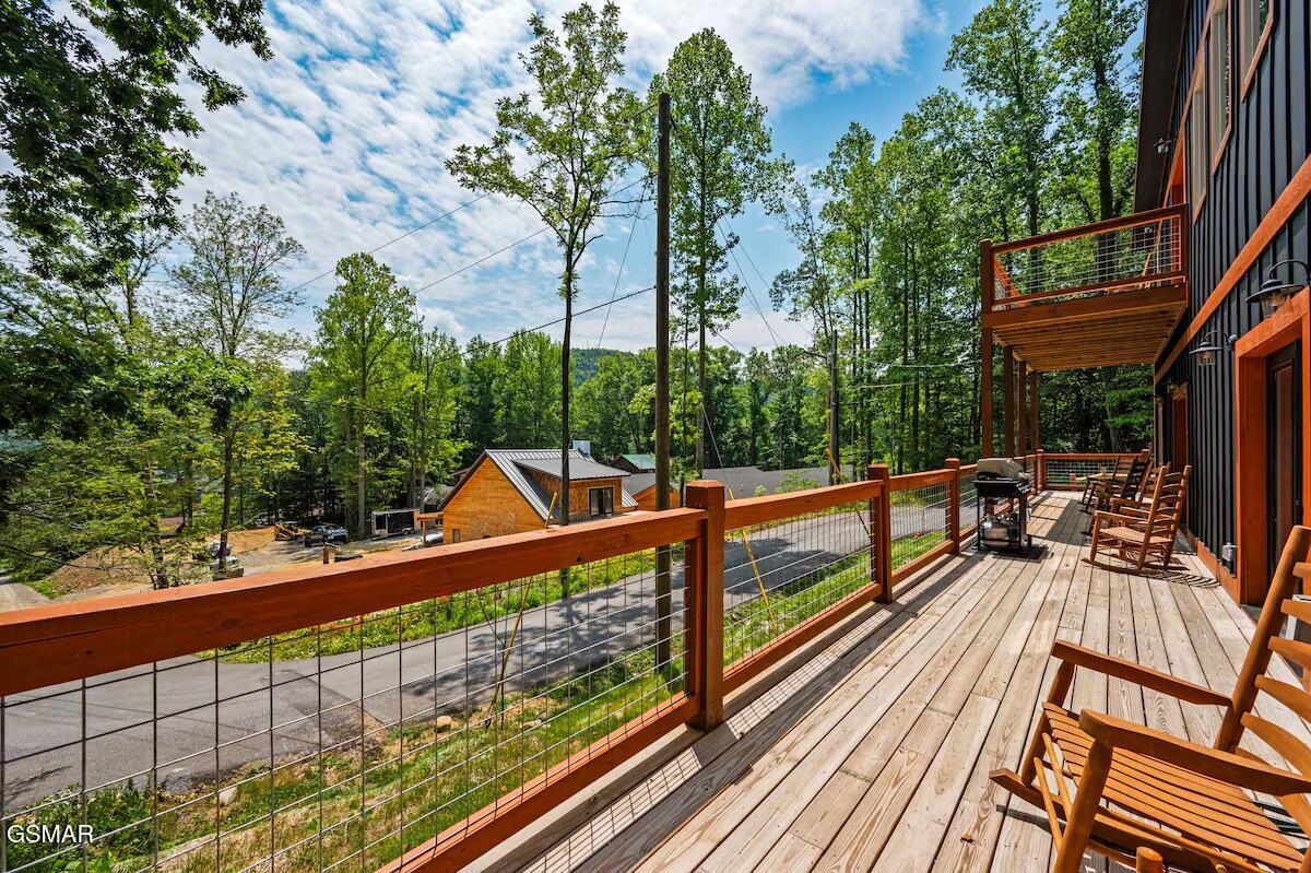 450 Winfield Heights Road Gatlinburg TN 37738