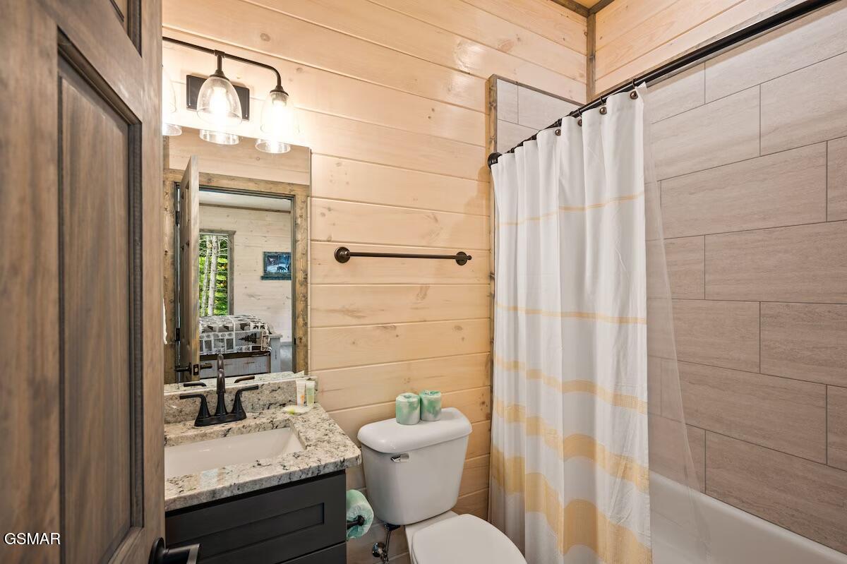 450 Winfield Heights Road Gatlinburg TN 37738
