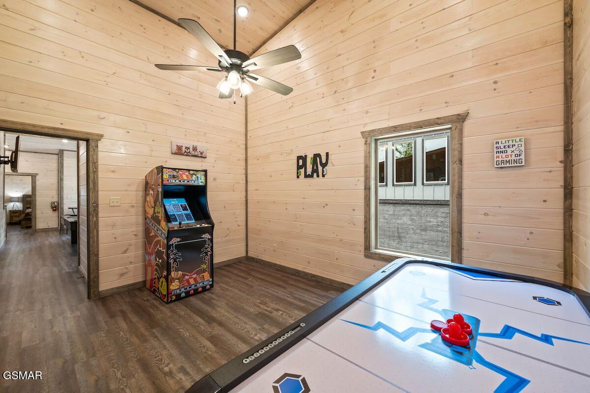 450 Winfield Heights Road Gatlinburg TN 37738