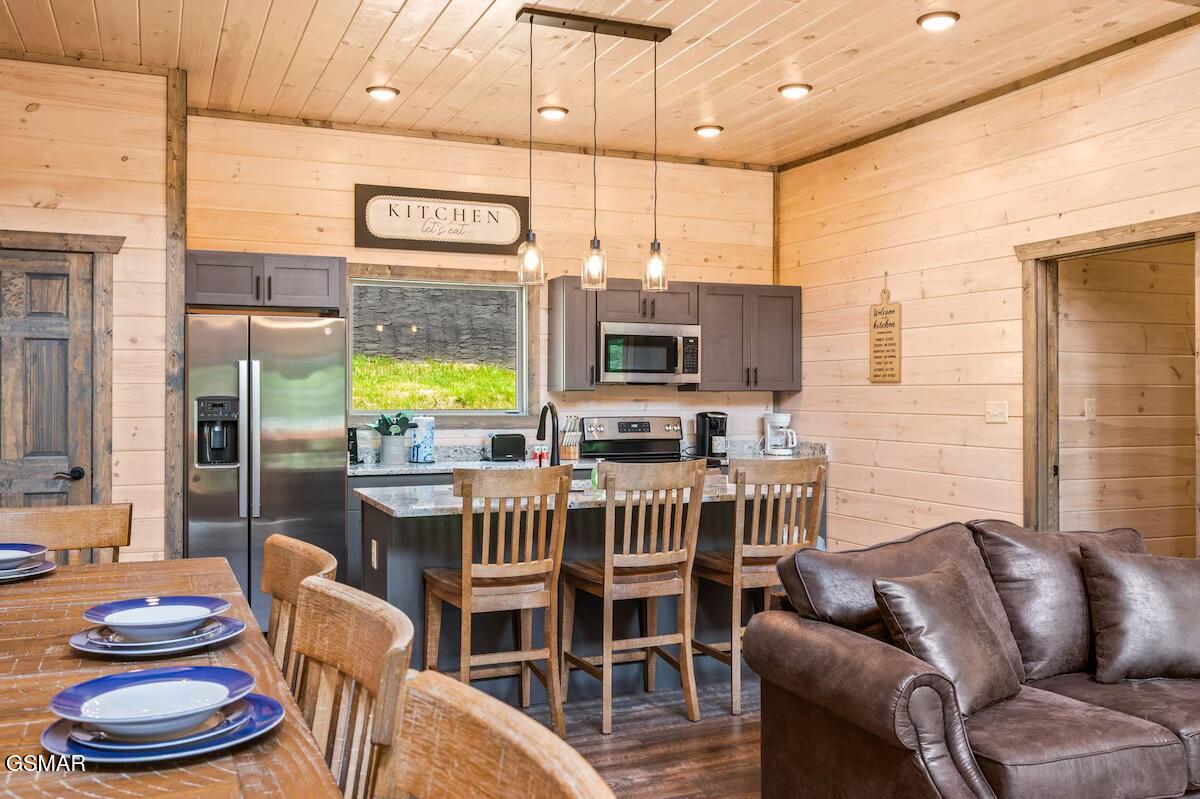 450 Winfield Heights Road Gatlinburg TN 37738