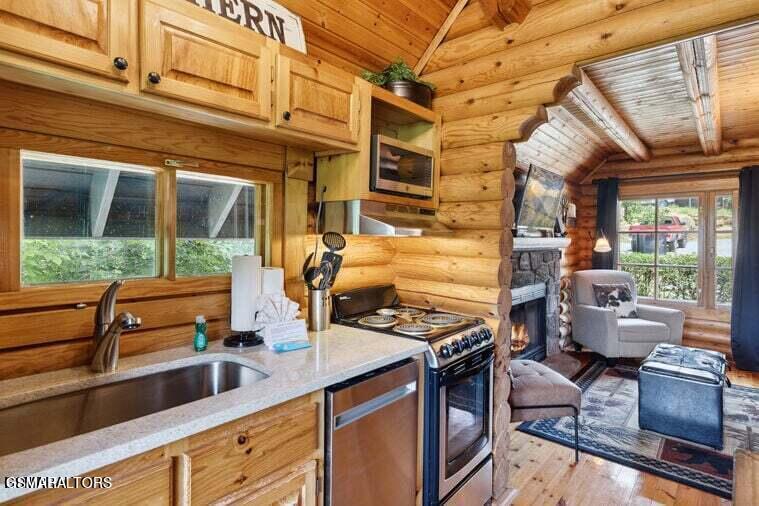 1003 Walini Way Sevierville TN 37876