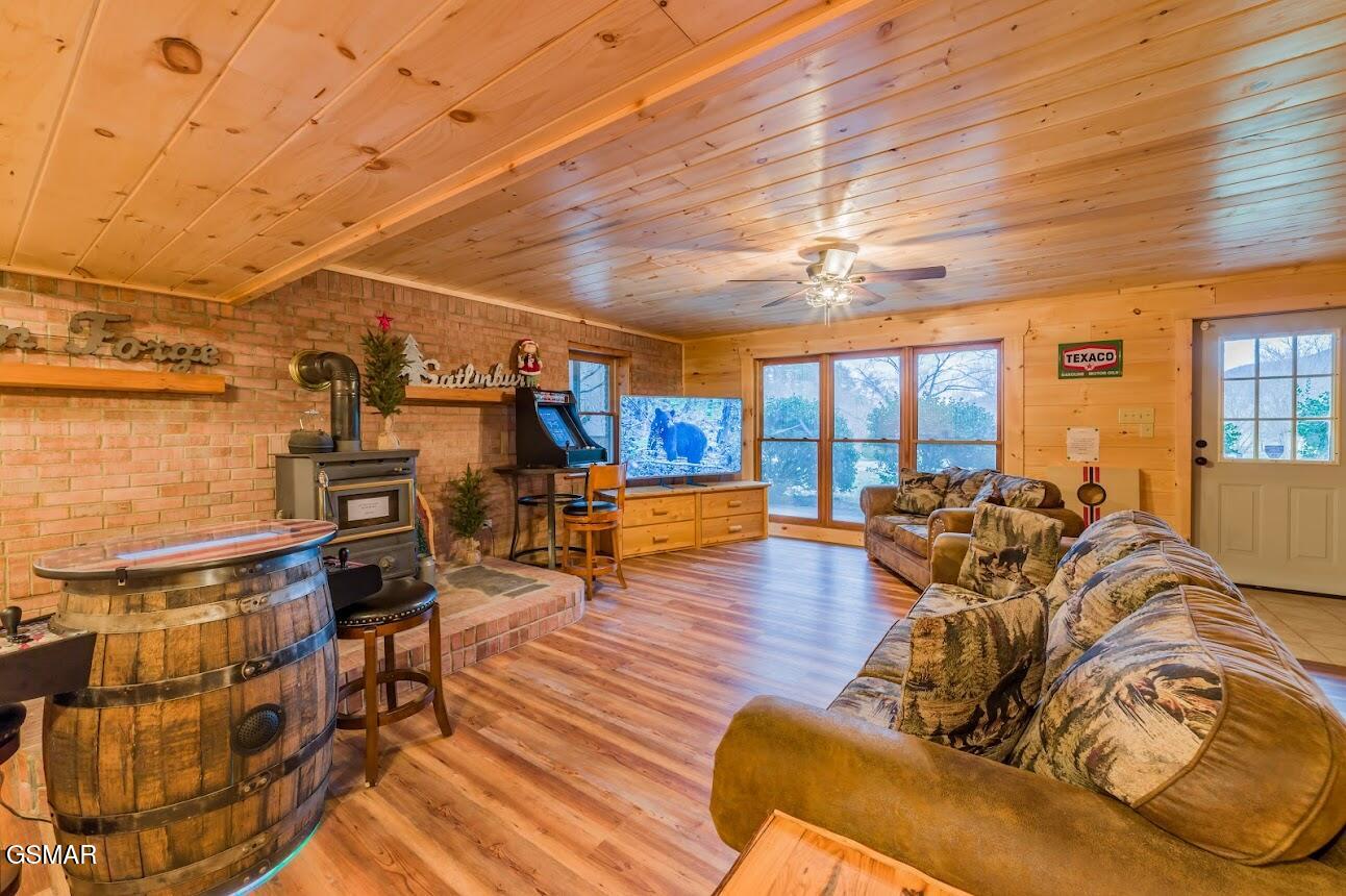 3919 Ole Smoky Way Sevierville TN 37862