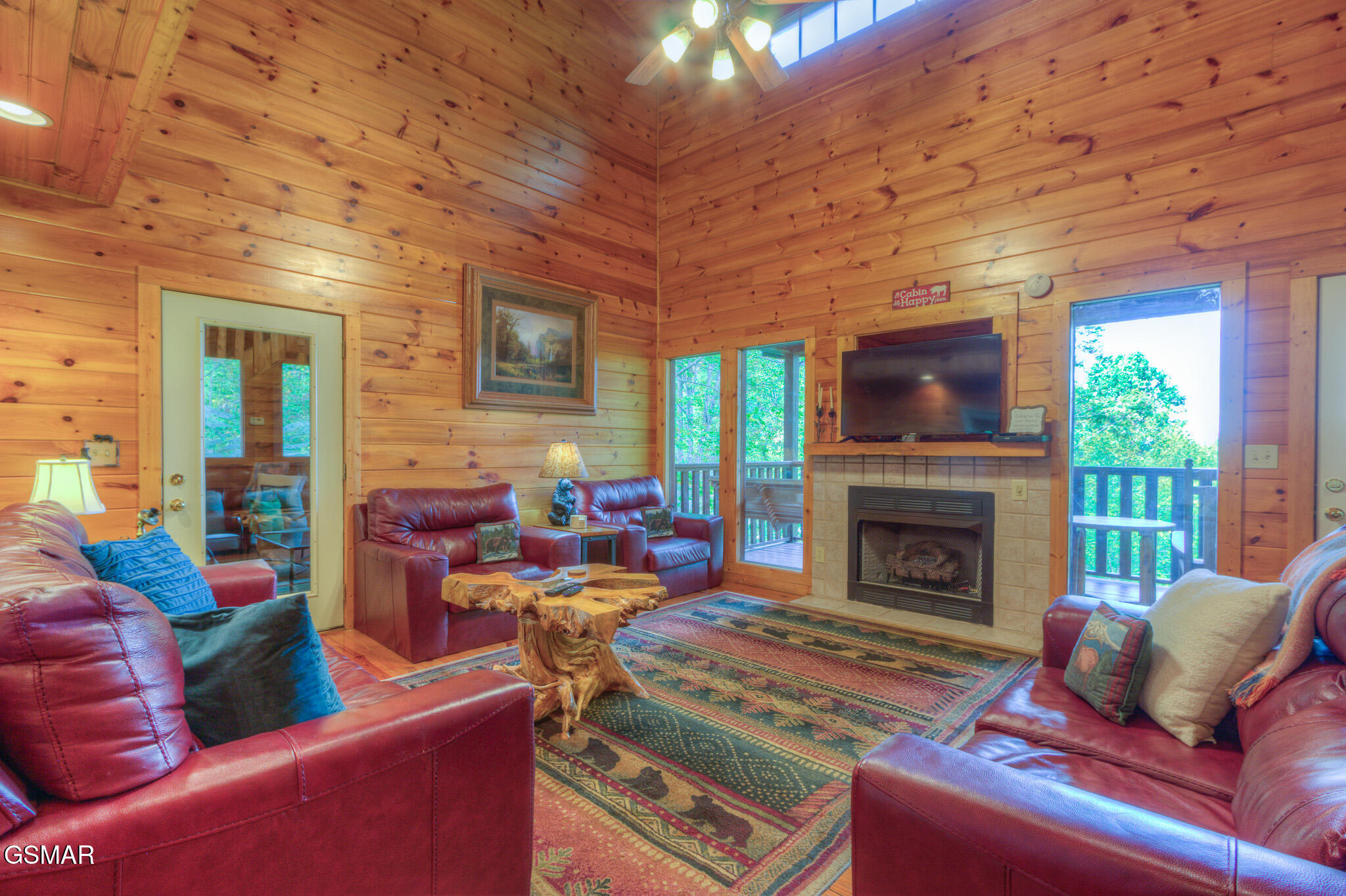 3810 Old Mountain Road Sevierville TN 37876