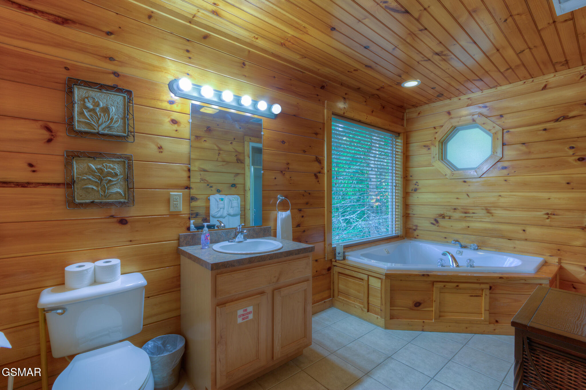 3810 Old Mountain Road Sevierville TN 37876