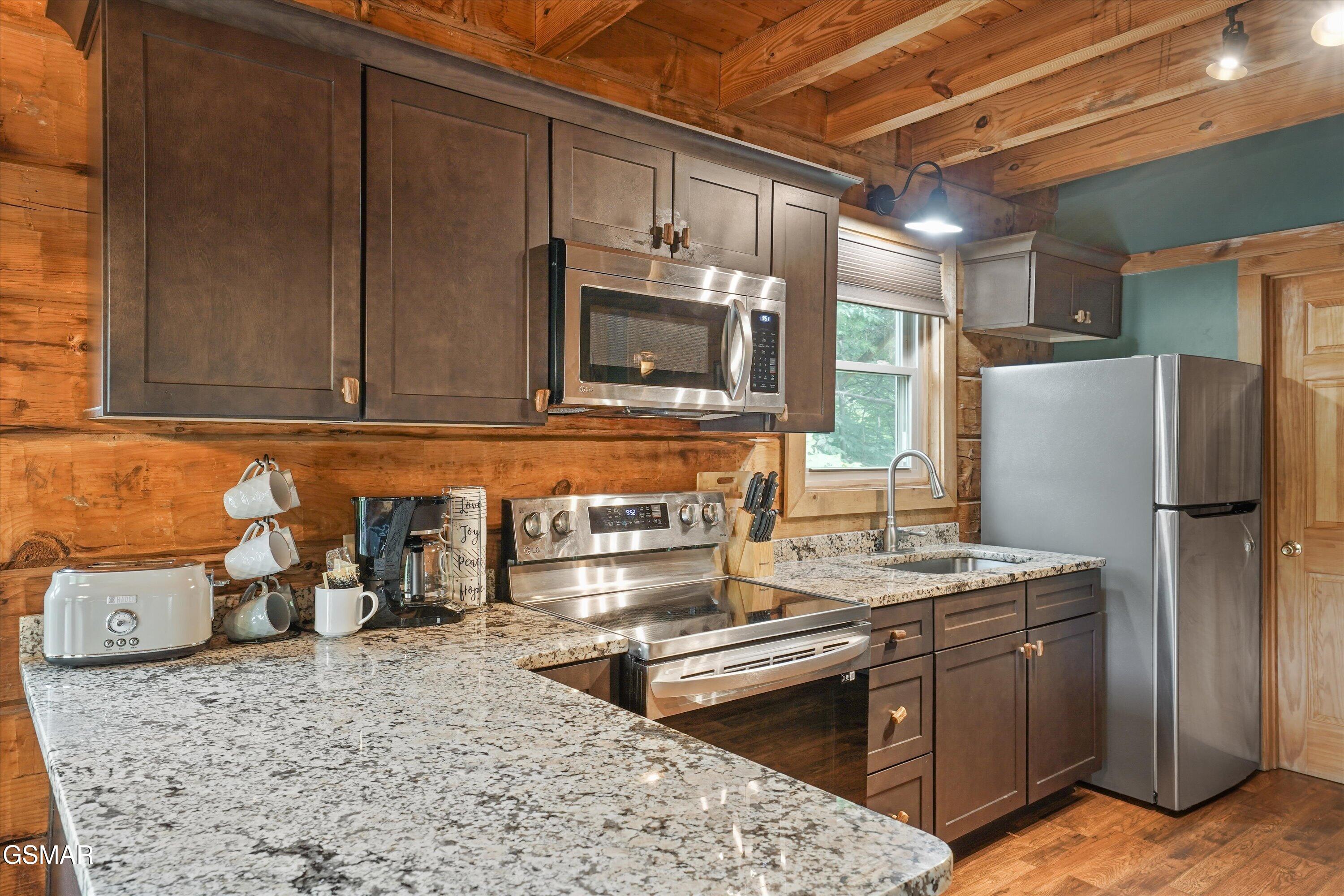 419 Matterhorn Drive Gatlinburg TN 37738