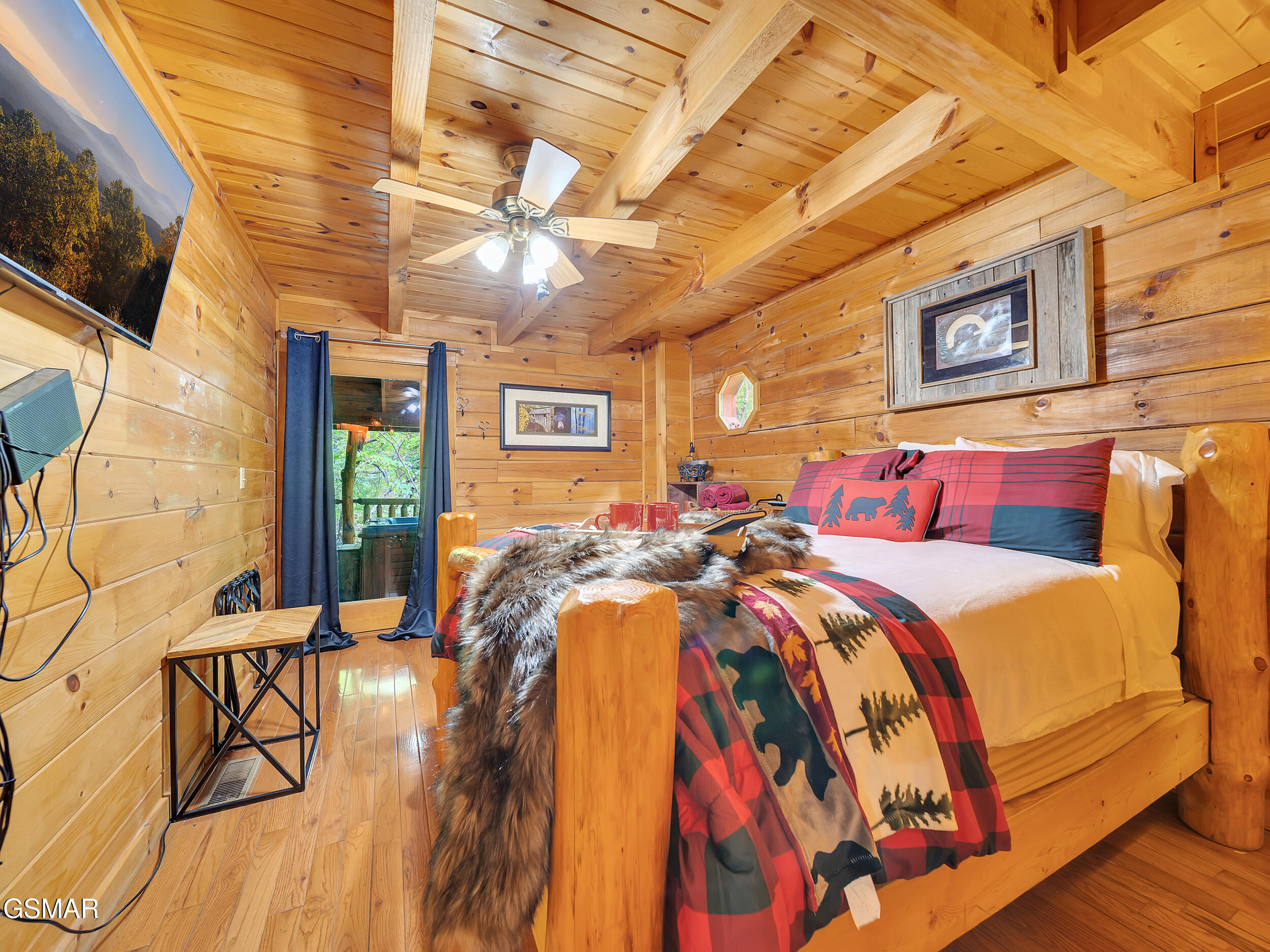 1805 Mossy Trail Sevierville TN 37876