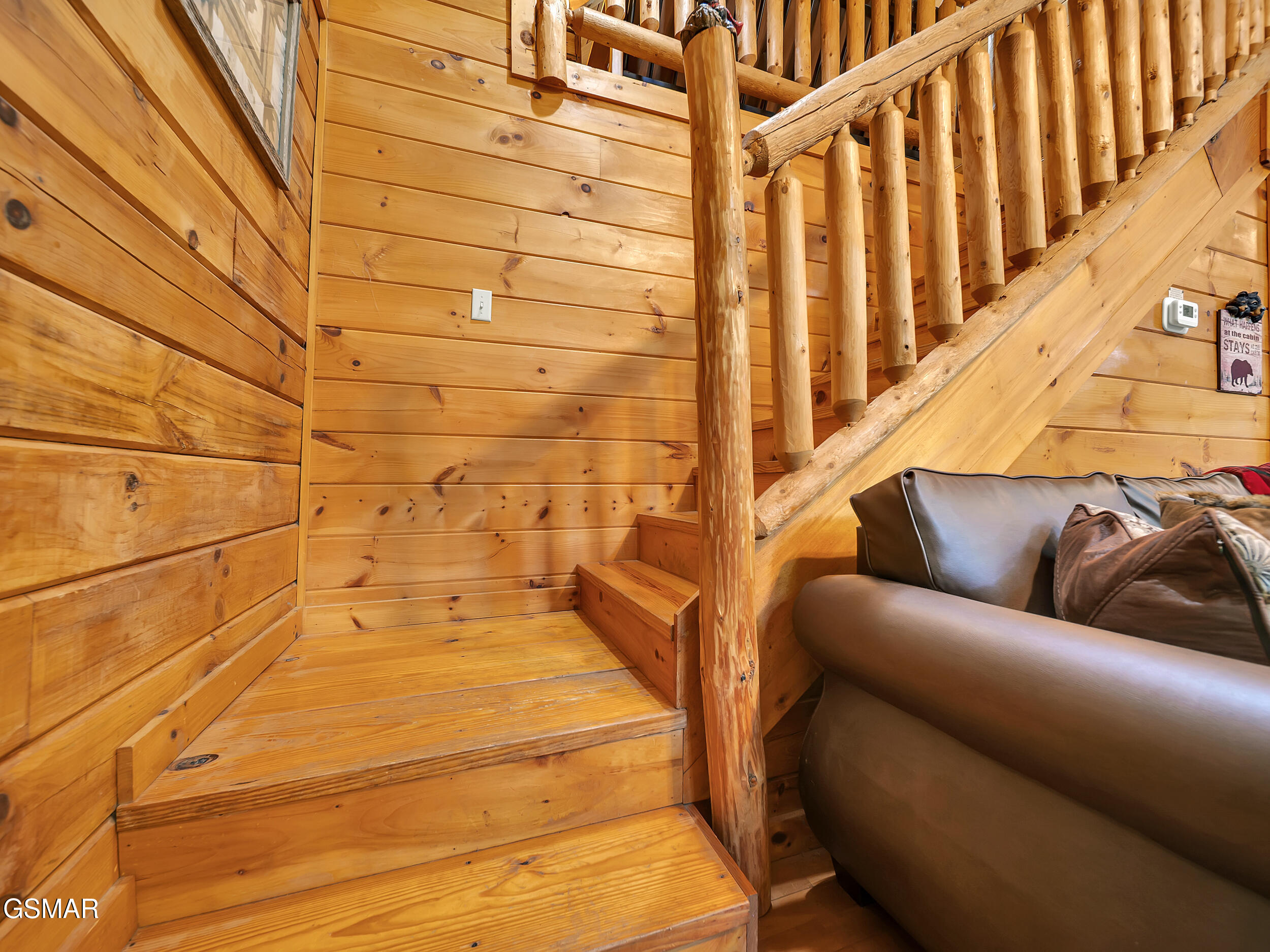 1805 Mossy Trail Sevierville TN 37876