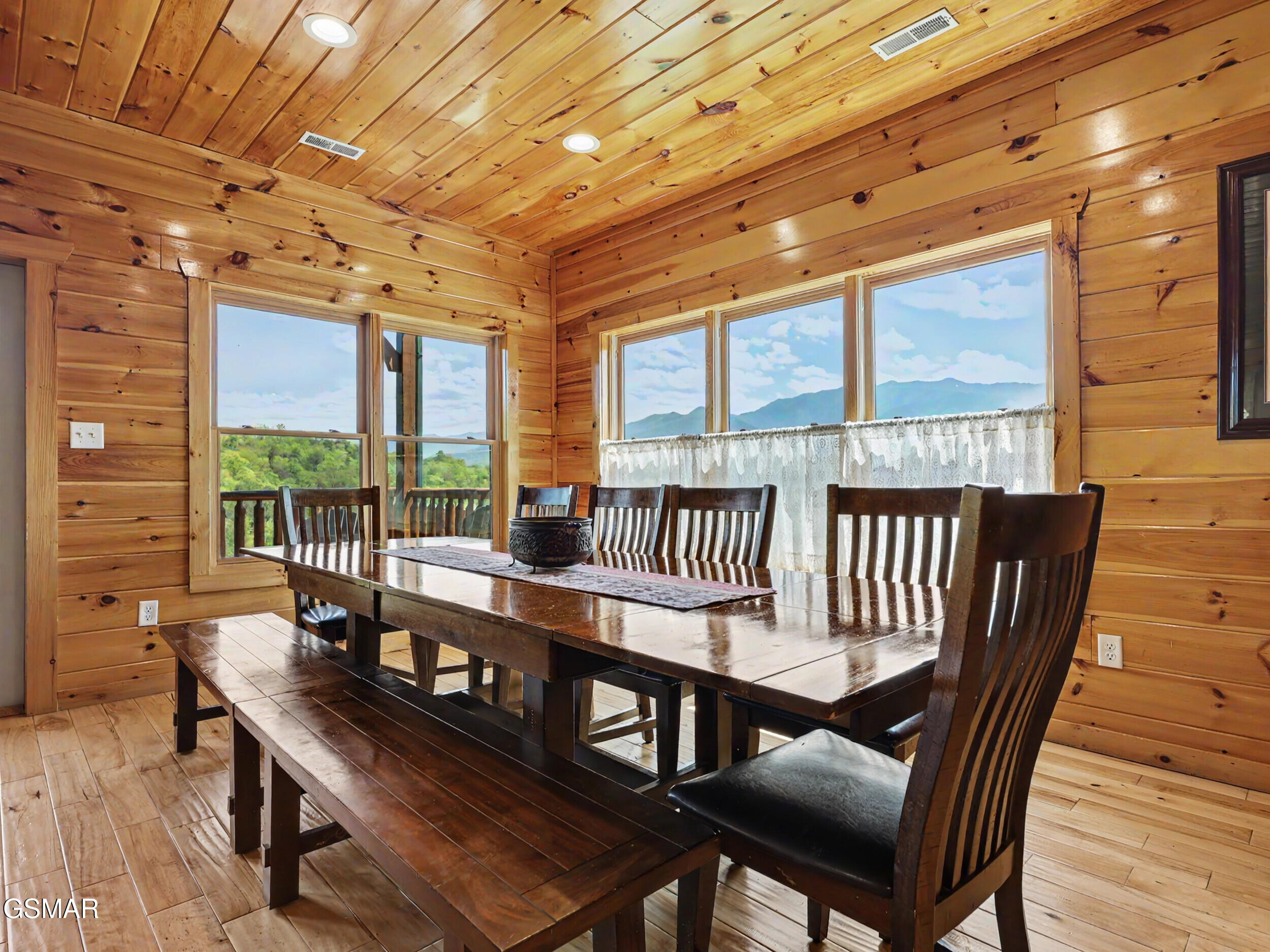 780 Mountain Stream Way Gatlinburg TN 37738