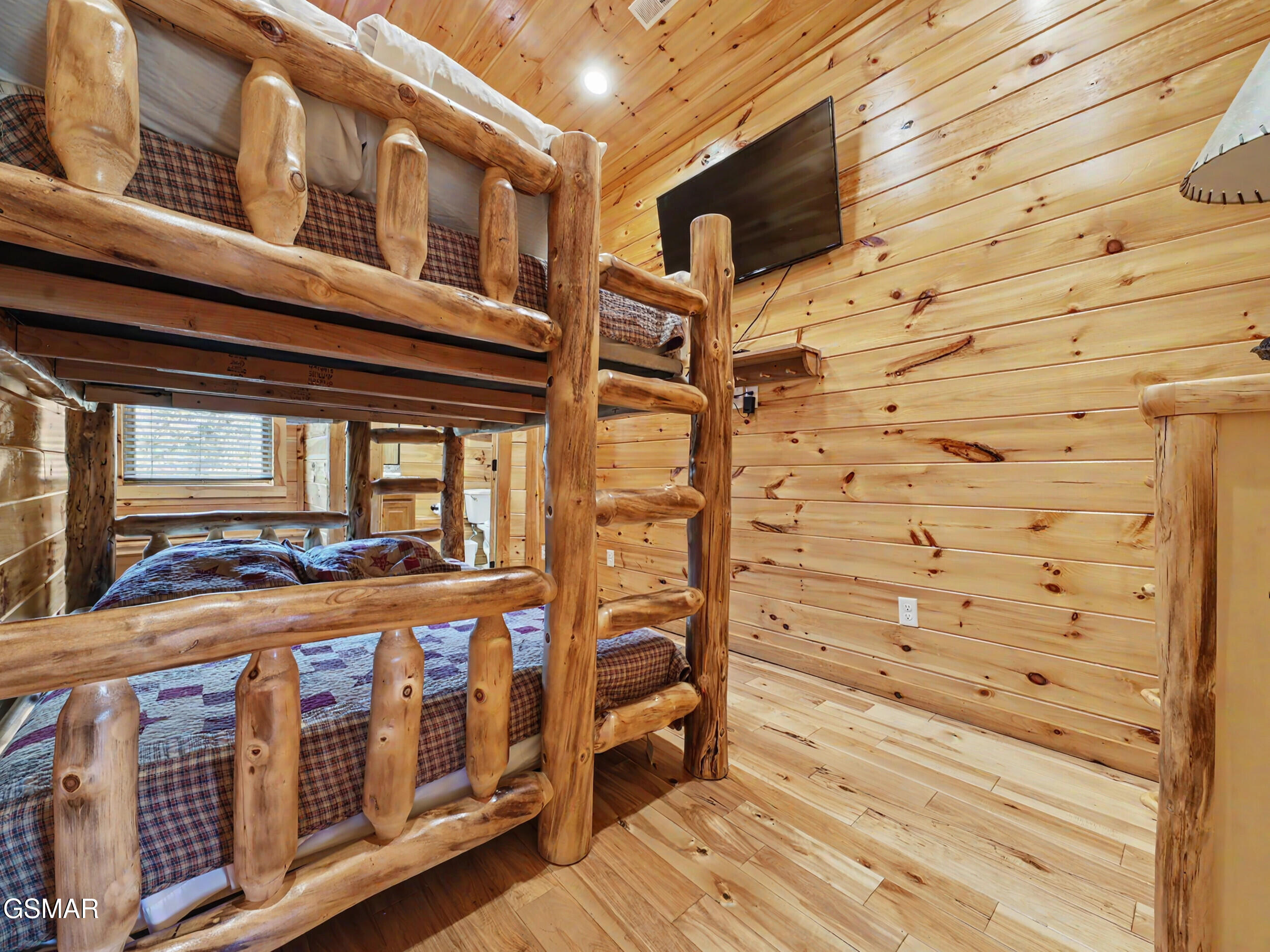 780 Mountain Stream Way Gatlinburg TN 37738