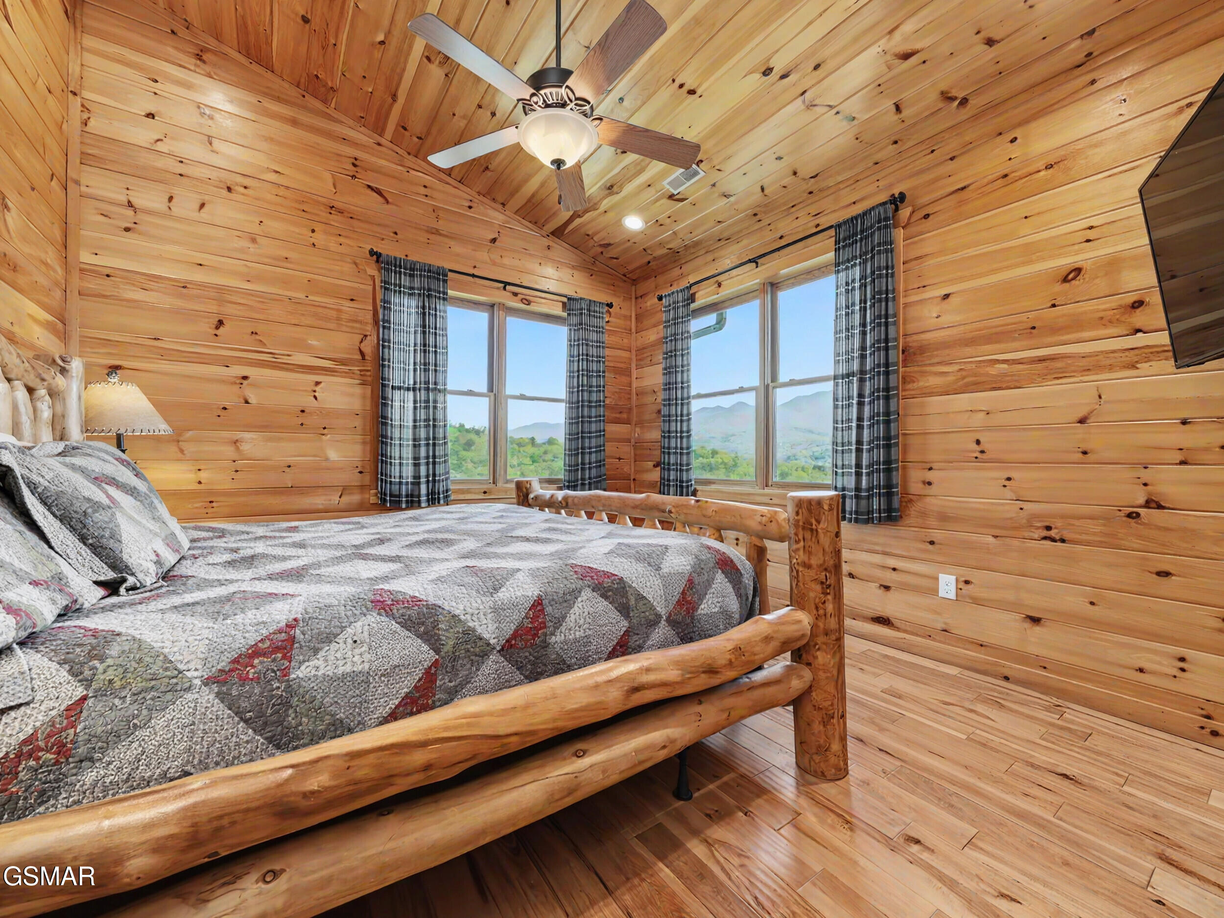 780 Mountain Stream Way Gatlinburg TN 37738