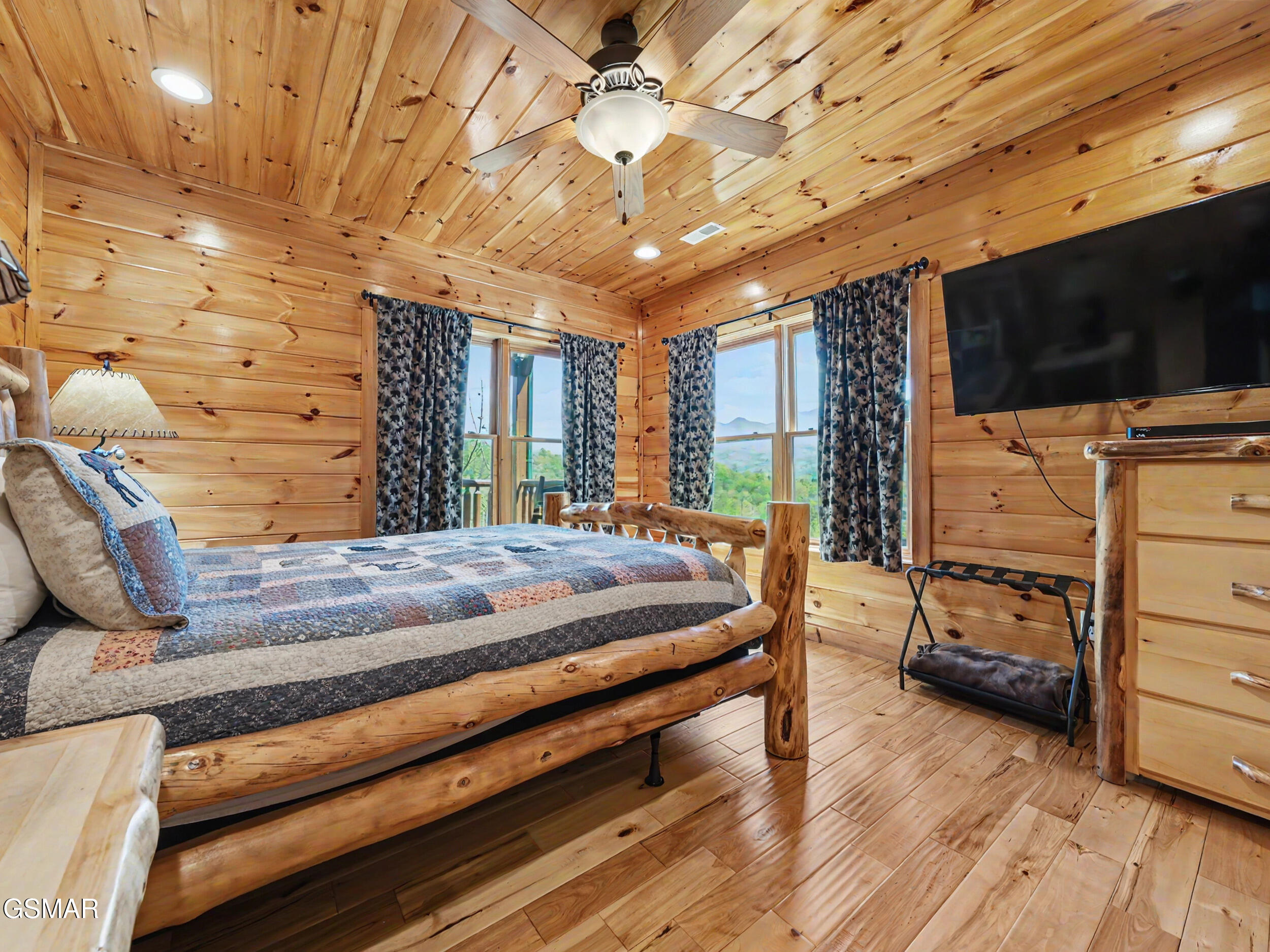 780 Mountain Stream Way Gatlinburg TN 37738