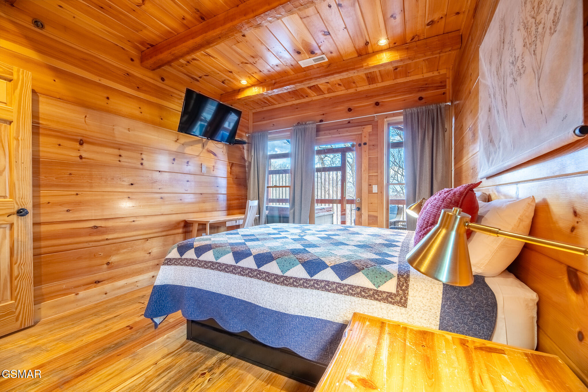 1253 Bear Cub Way Gatlinburg TN 37738