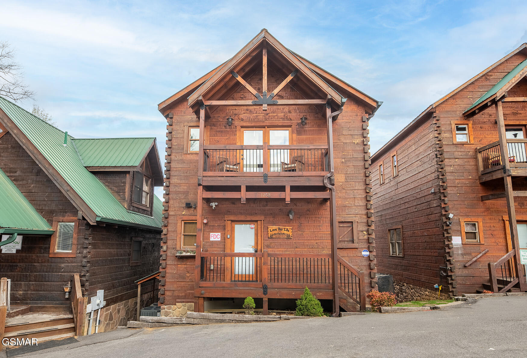 1253 Bear Cub Way Gatlinburg TN 37738