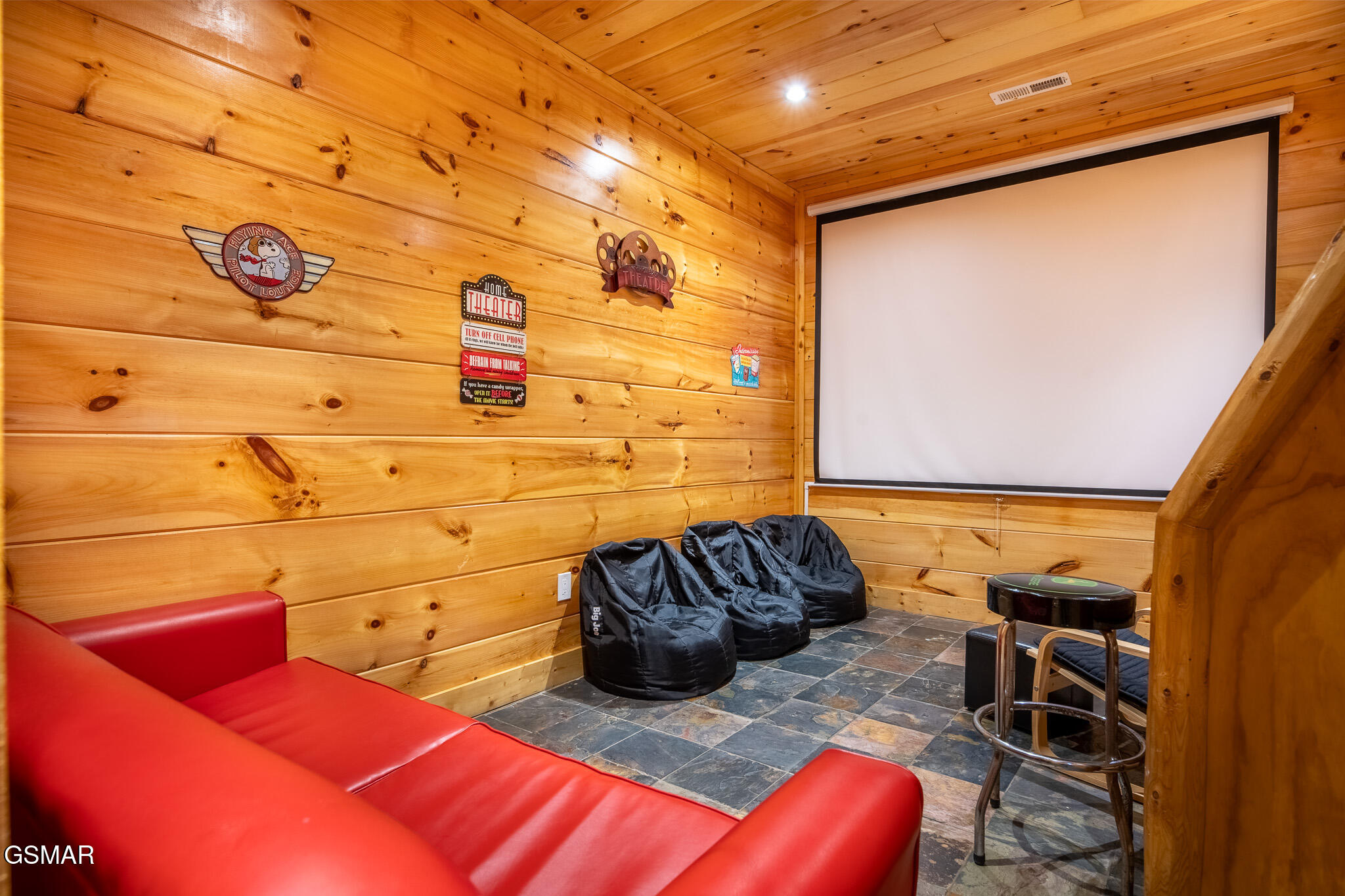 1253 Bear Cub Way Gatlinburg TN 37738