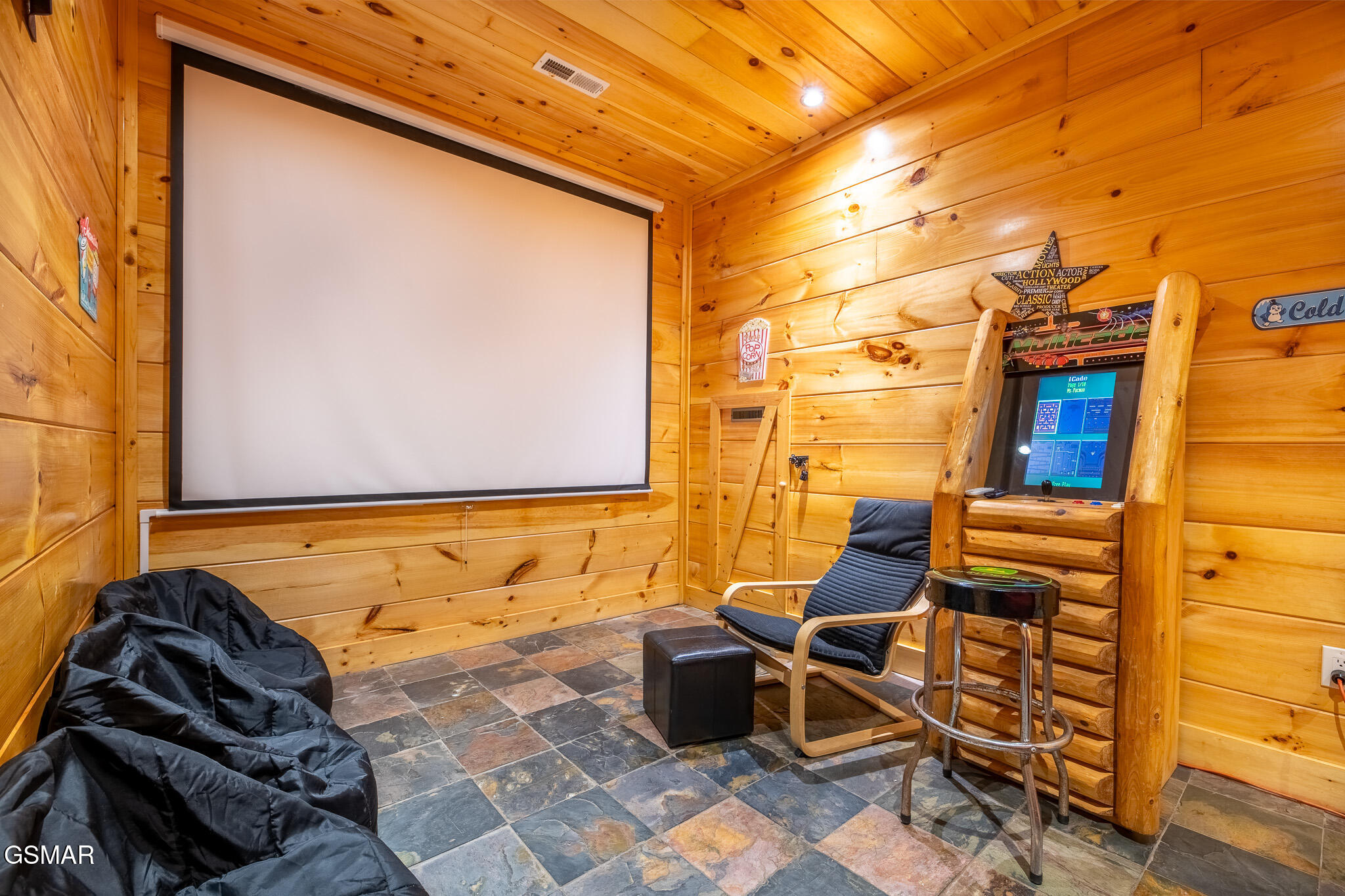 1253 Bear Cub Way Gatlinburg TN 37738