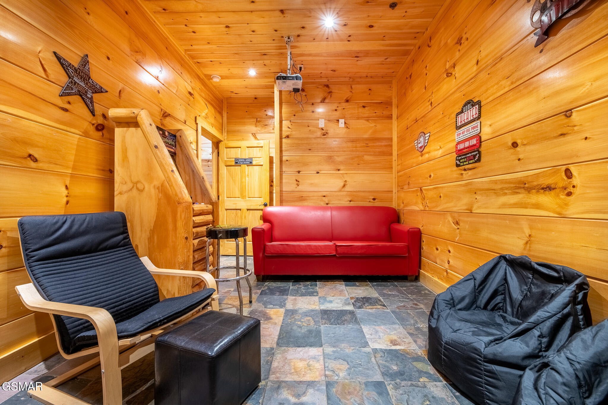 1253 Bear Cub Way Gatlinburg TN 37738