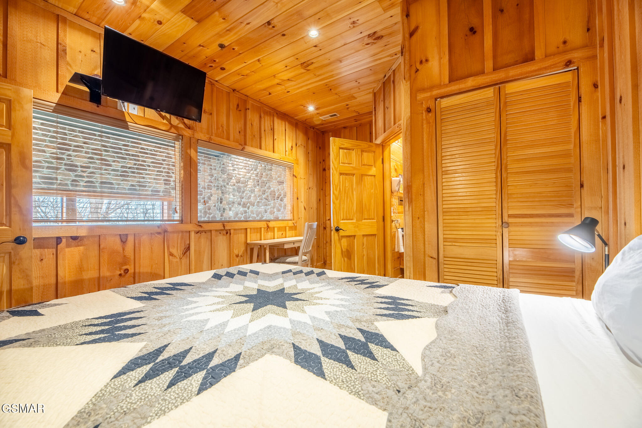 1253 Bear Cub Way Gatlinburg TN 37738